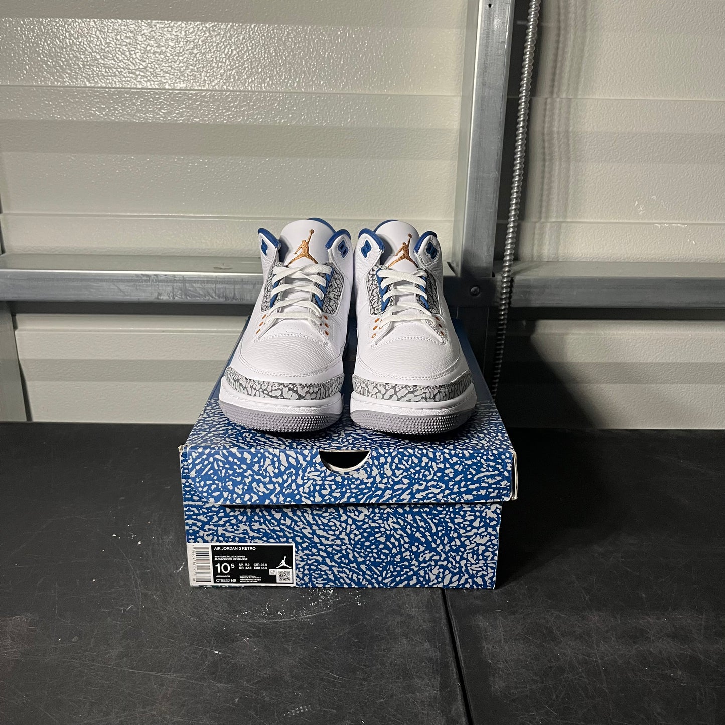 Size 10.5 - AJ 3 Wizard