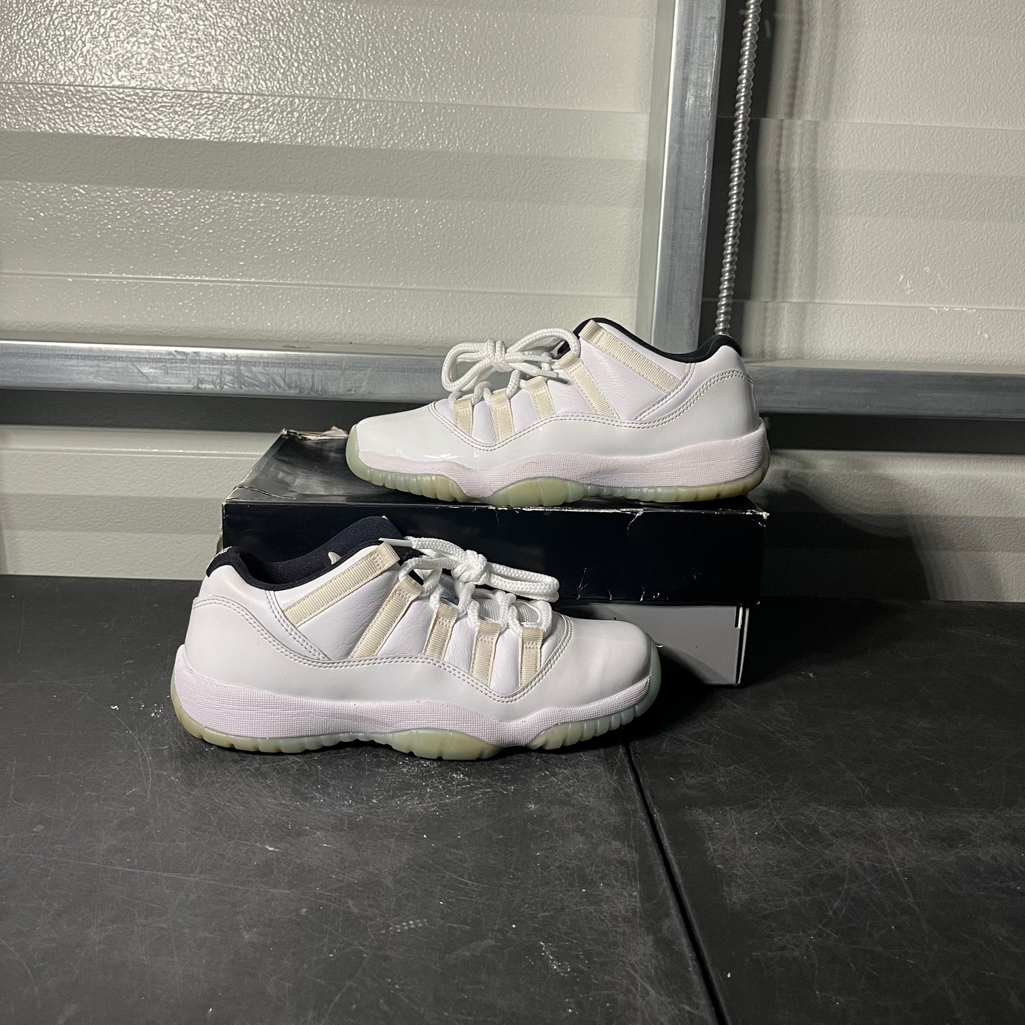 Size 7Y - AJ 11 Low Legend Blue