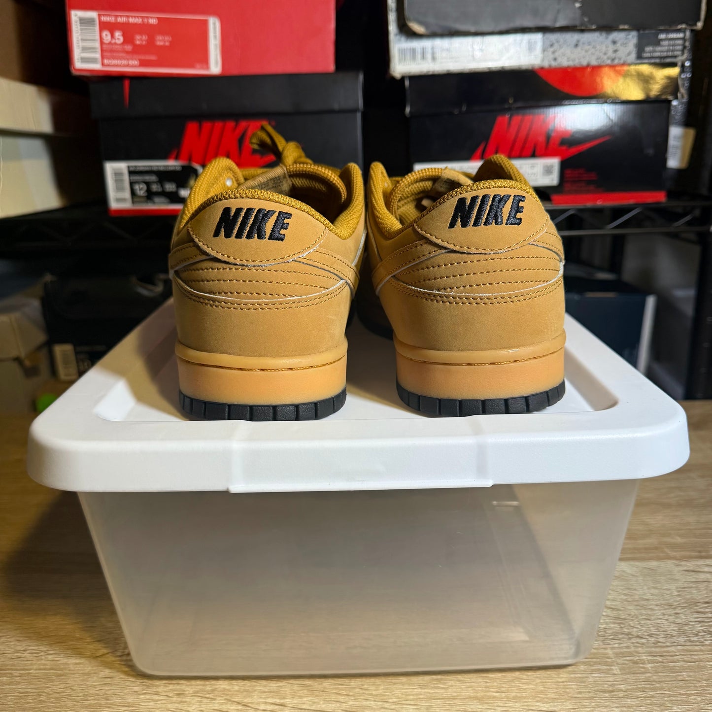 Size 10 - Dunk SE Low Wheat