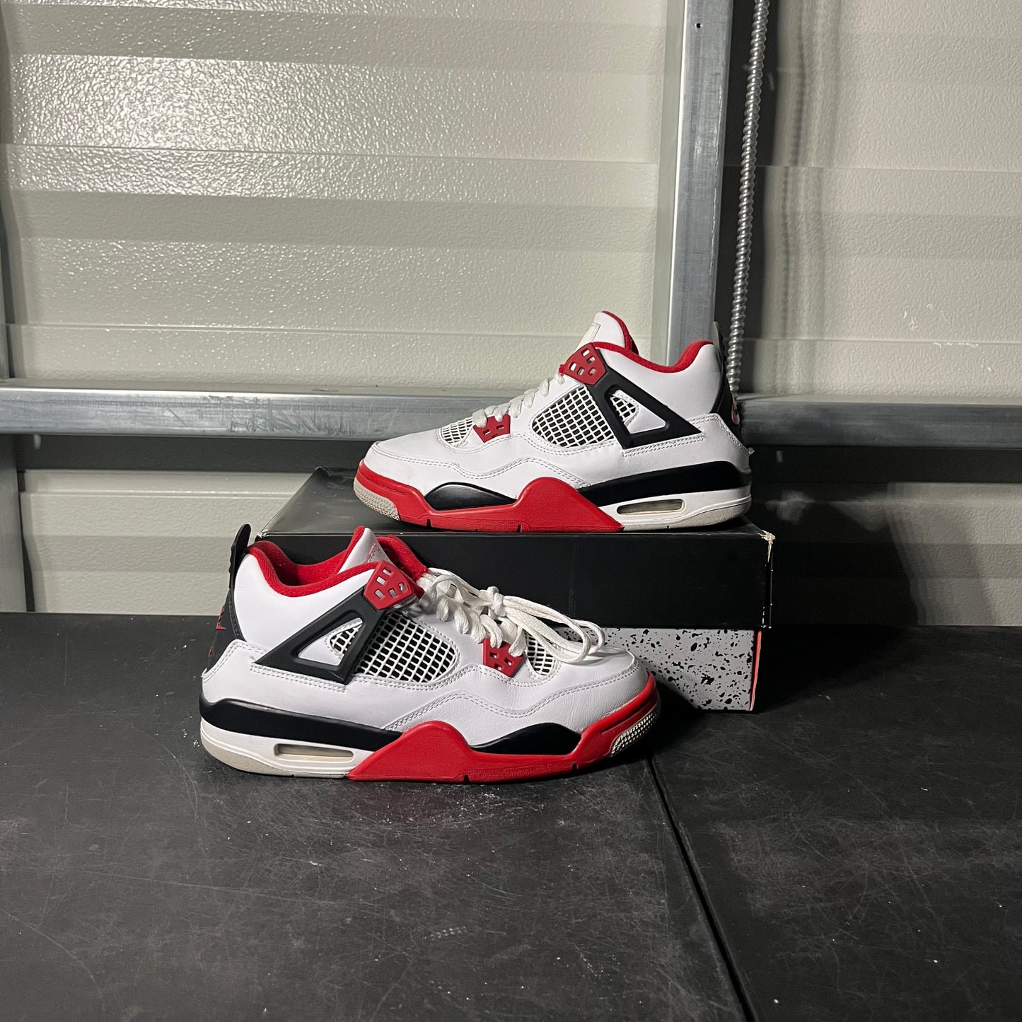 Size 6.5Y - AJ 4 Fire Red
