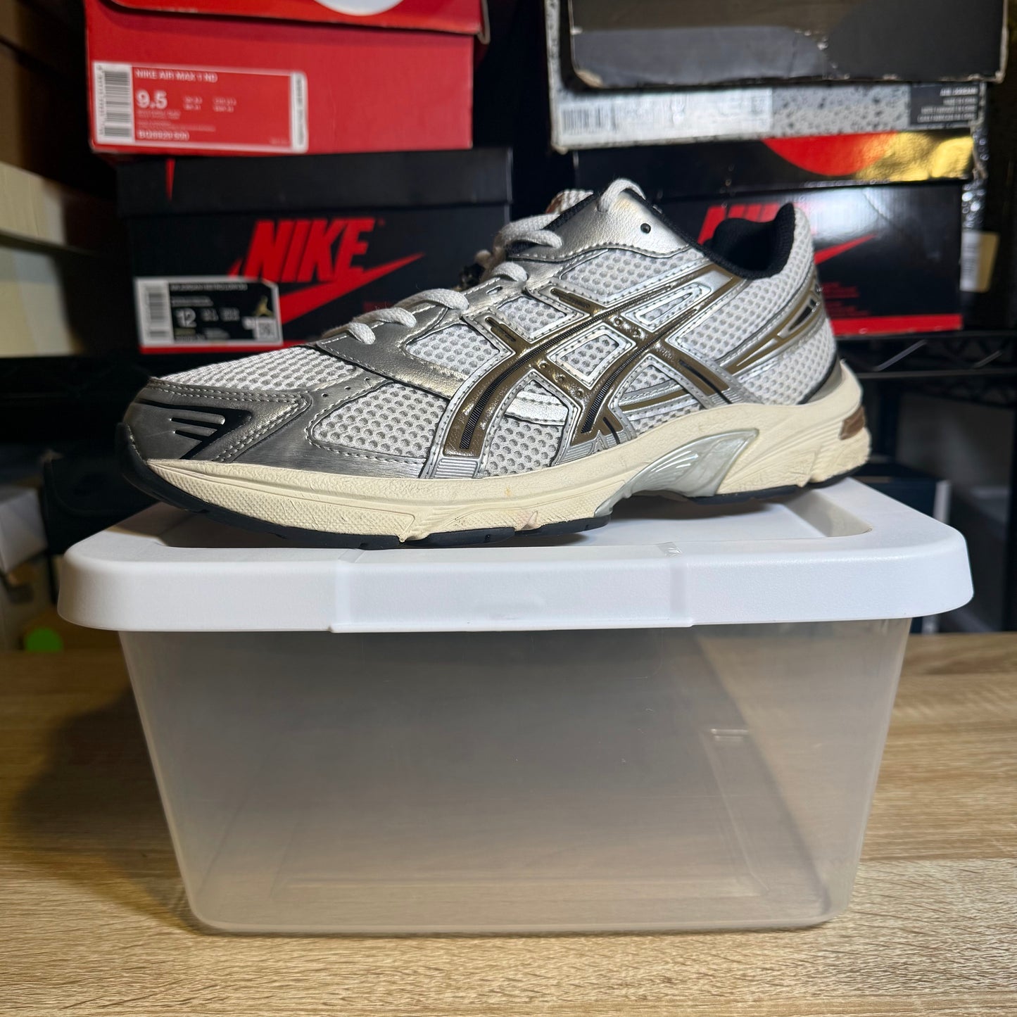 Size 9 - Asics 1130 Clay Canyon
