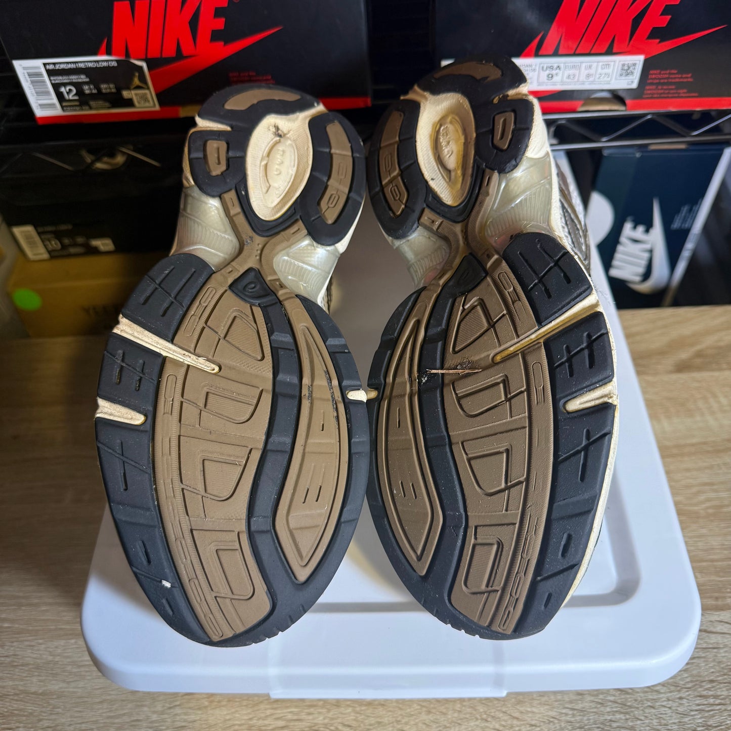 Size 9 - Asics 1130 Clay Canyon