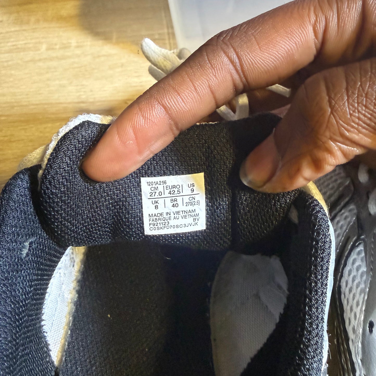 Size 9 - Asics 1130 Clay Canyon