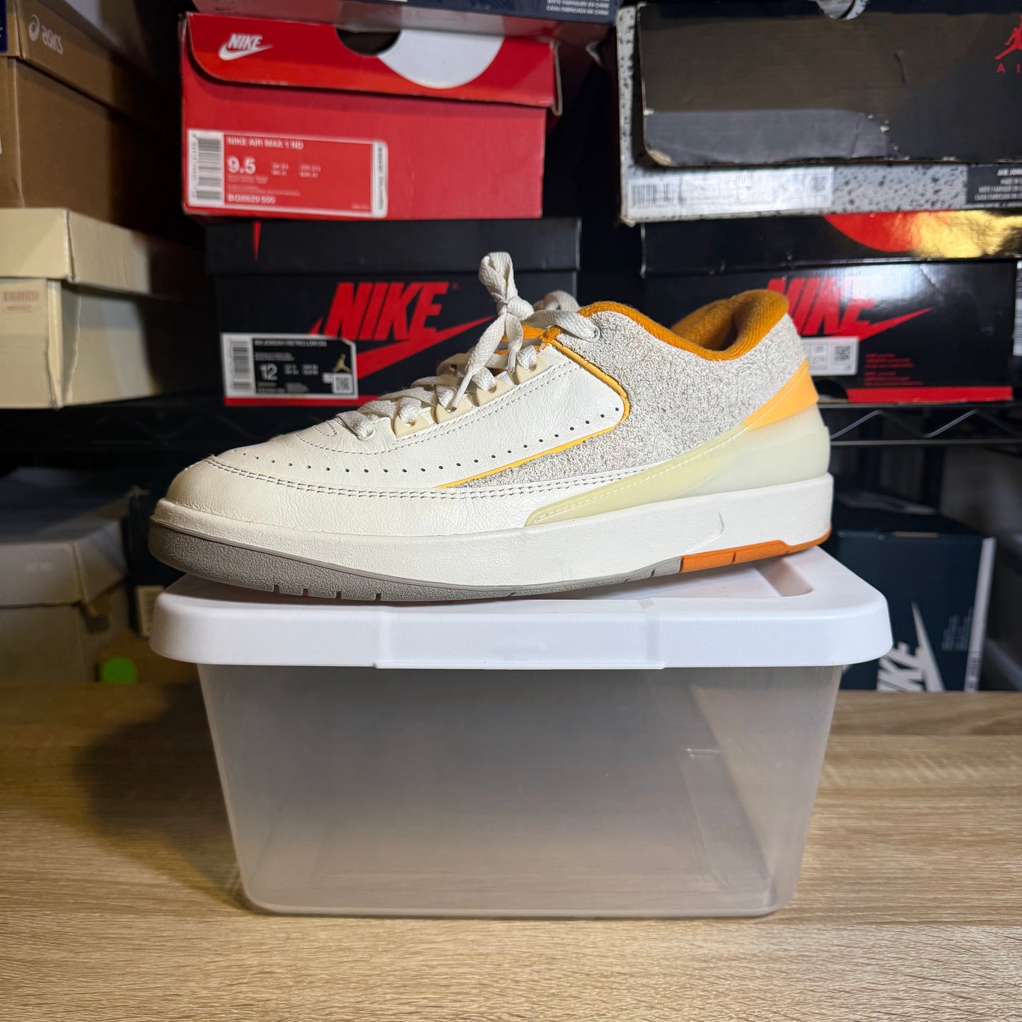 Size 9 - AJ 2 Retro Low Melon Tint