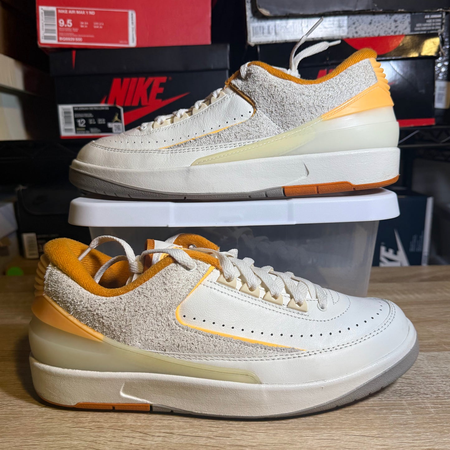 Size 9 - AJ 2 Retro Low Melon Tint