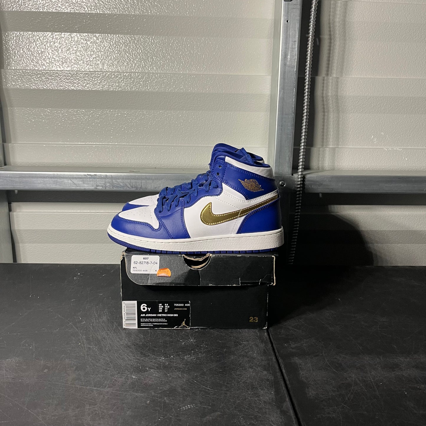 Size 6Y- AJ 1 Mid Gold Medal