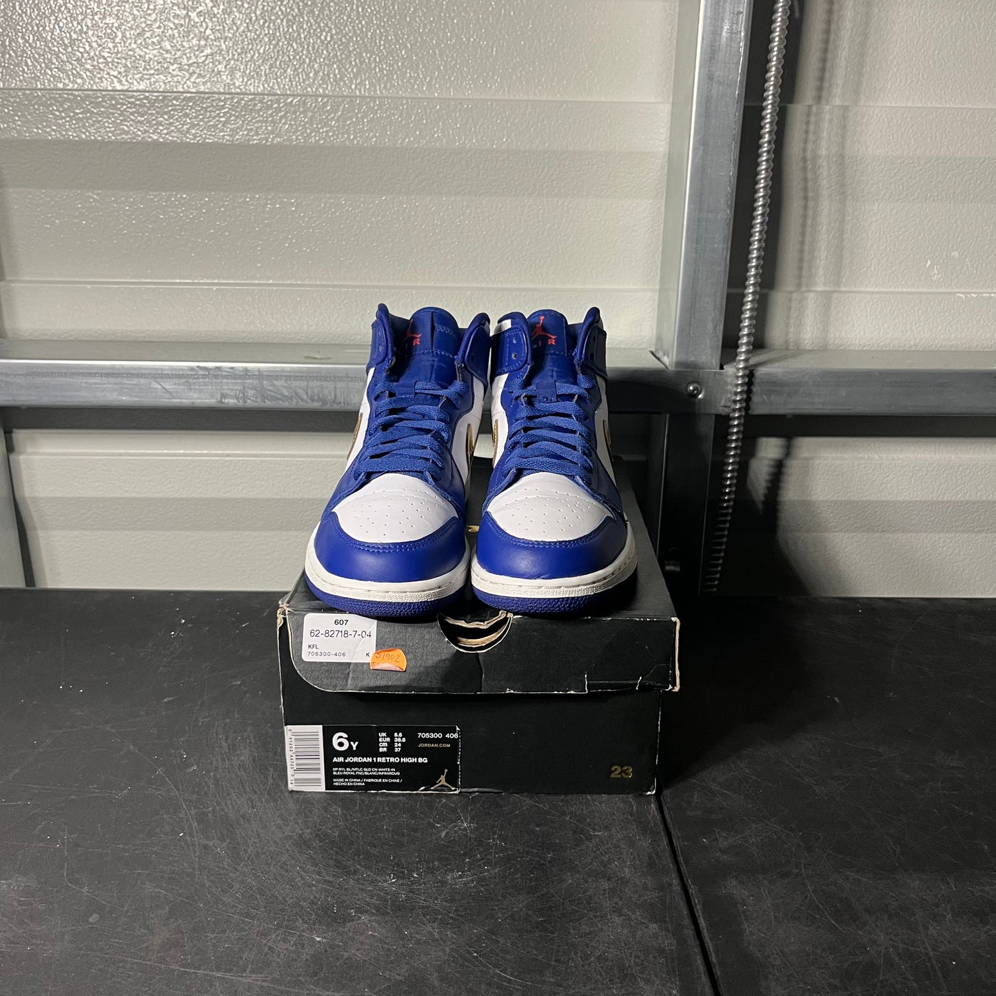 Size 6Y- AJ 1 Mid Gold Medal