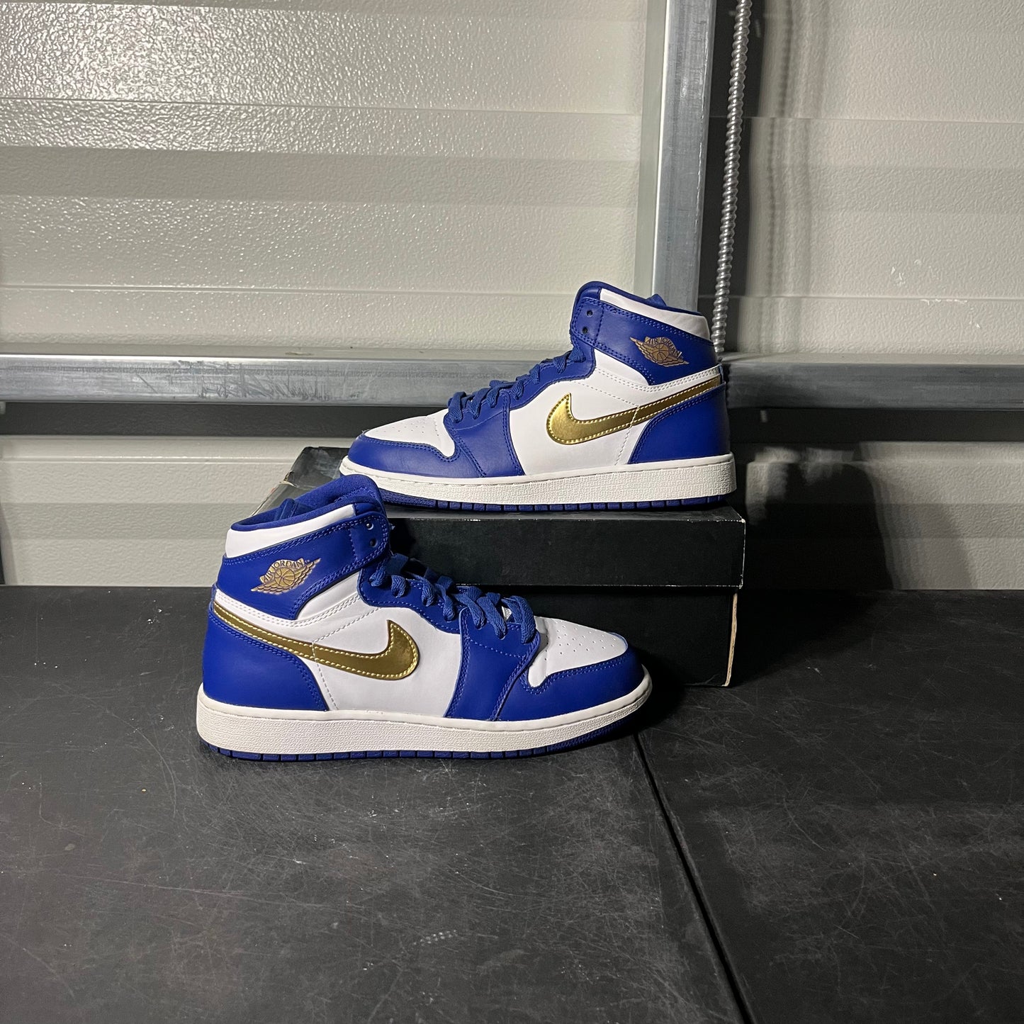 Size 6Y- AJ 1 Mid Gold Medal