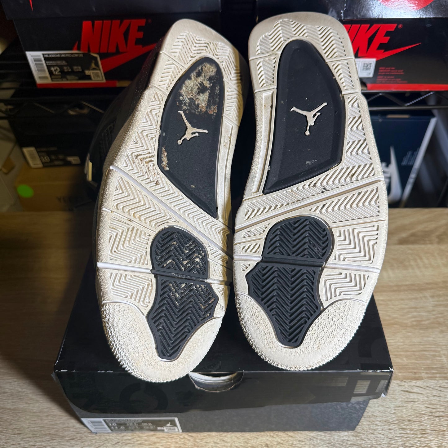 Size 10 - AJ 4 Fear