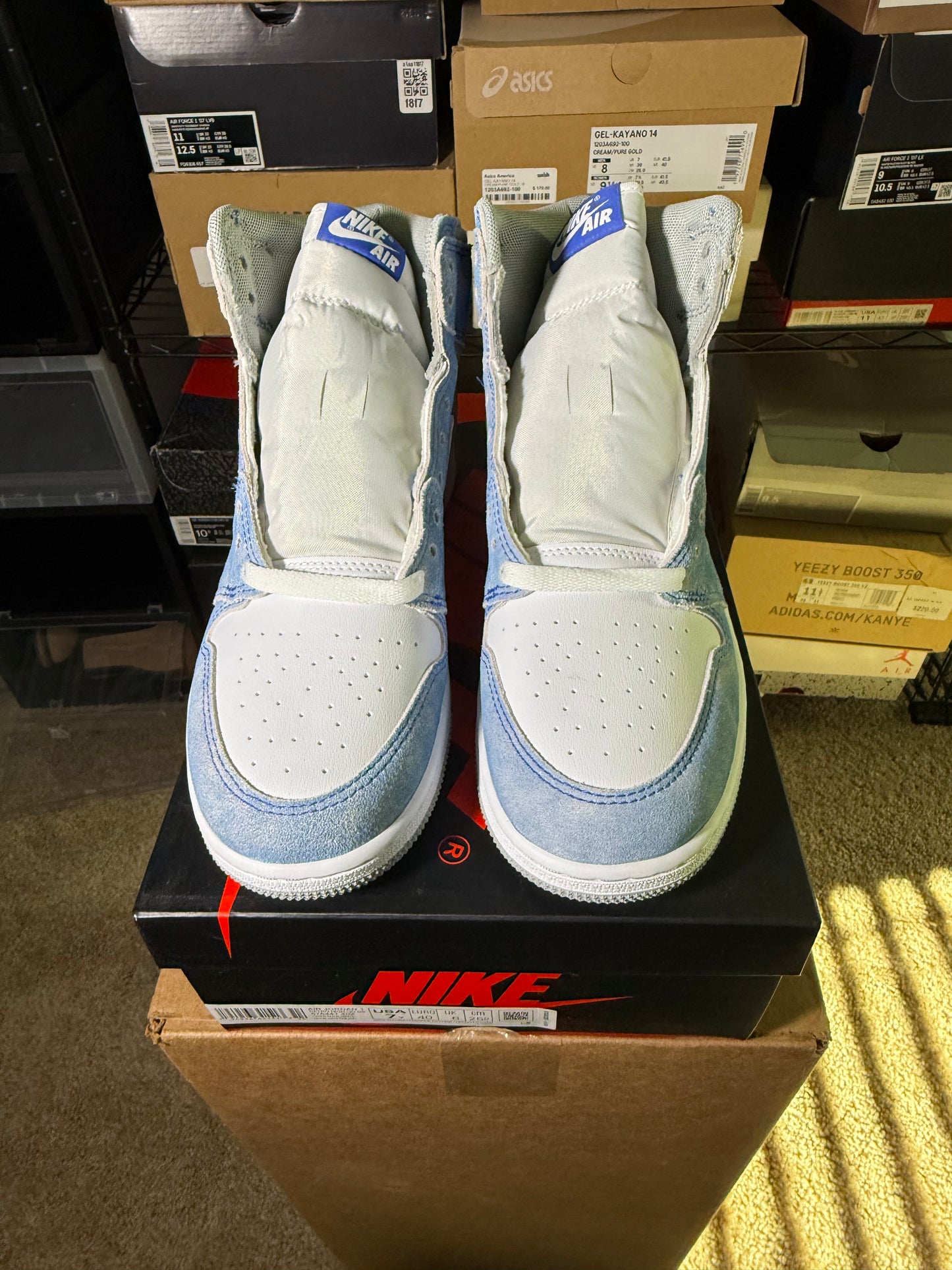 Size 7 - AJ 1 Hyper Royal