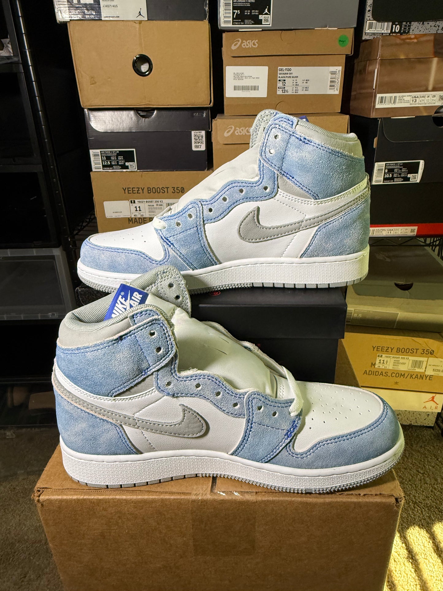 Size 7 - AJ 1 Hyper Royal