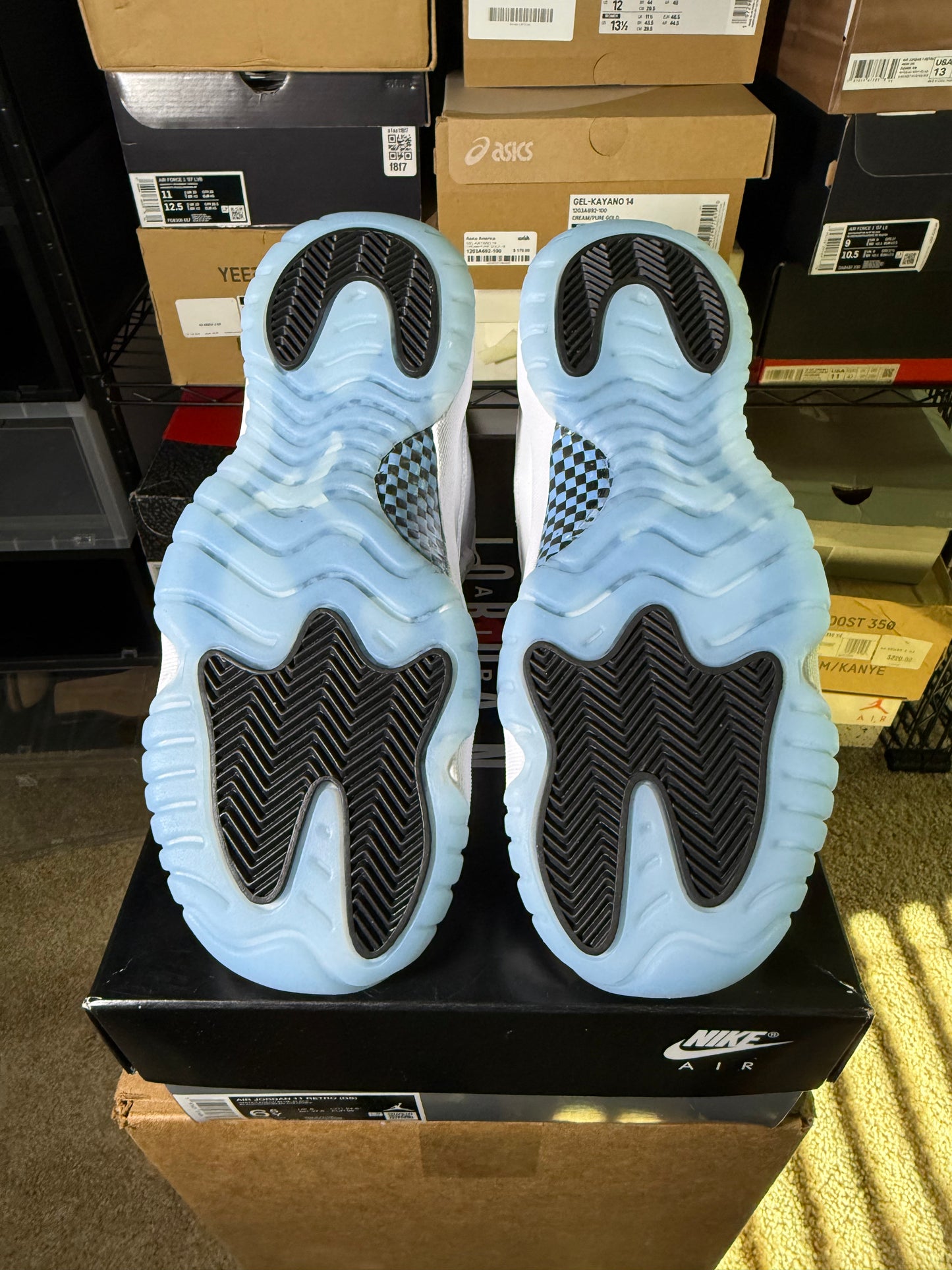 Size 6.5y - AJ 11 Legend Blue