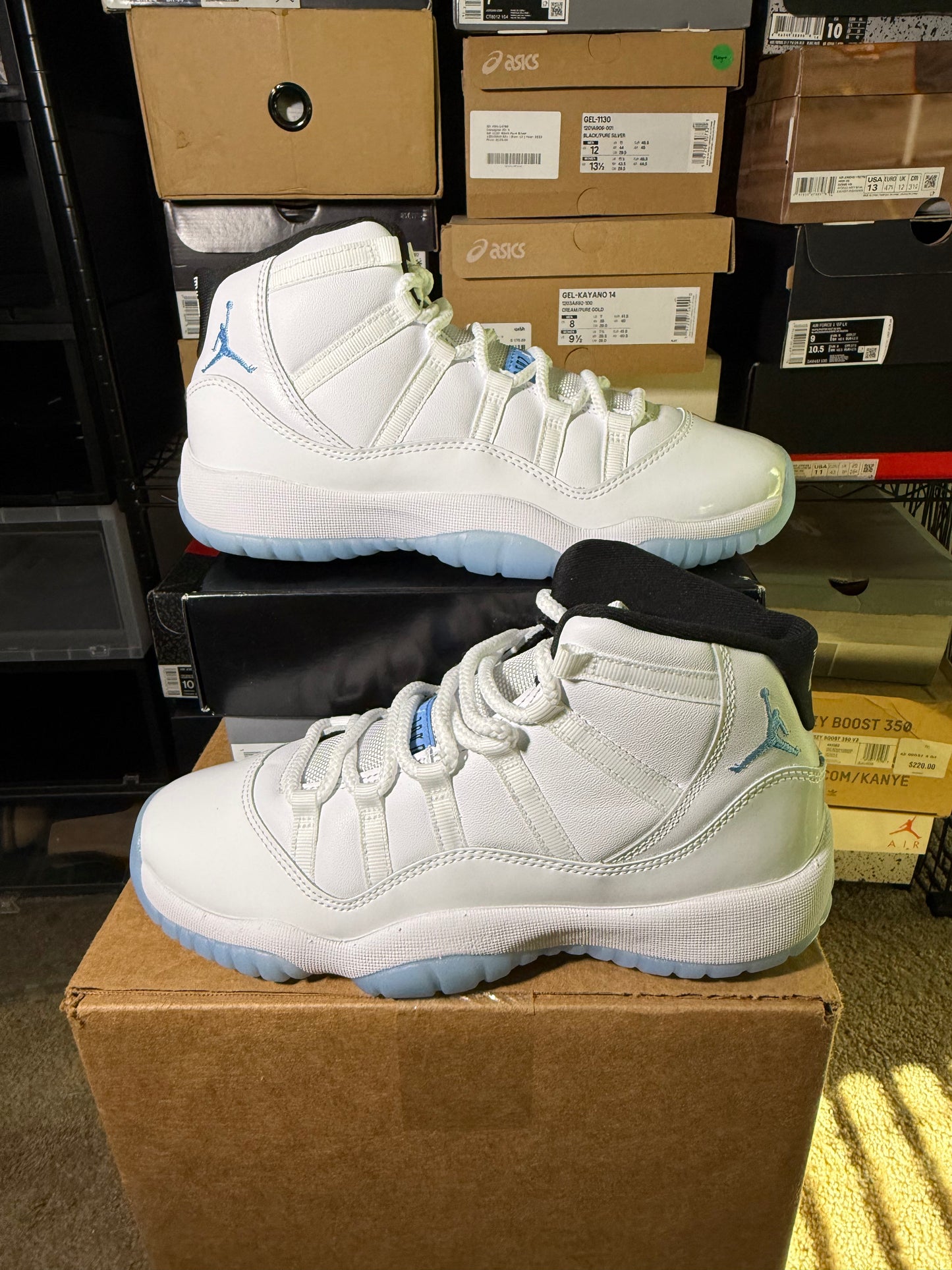 Size 6.5y - AJ 11 Legend Blue