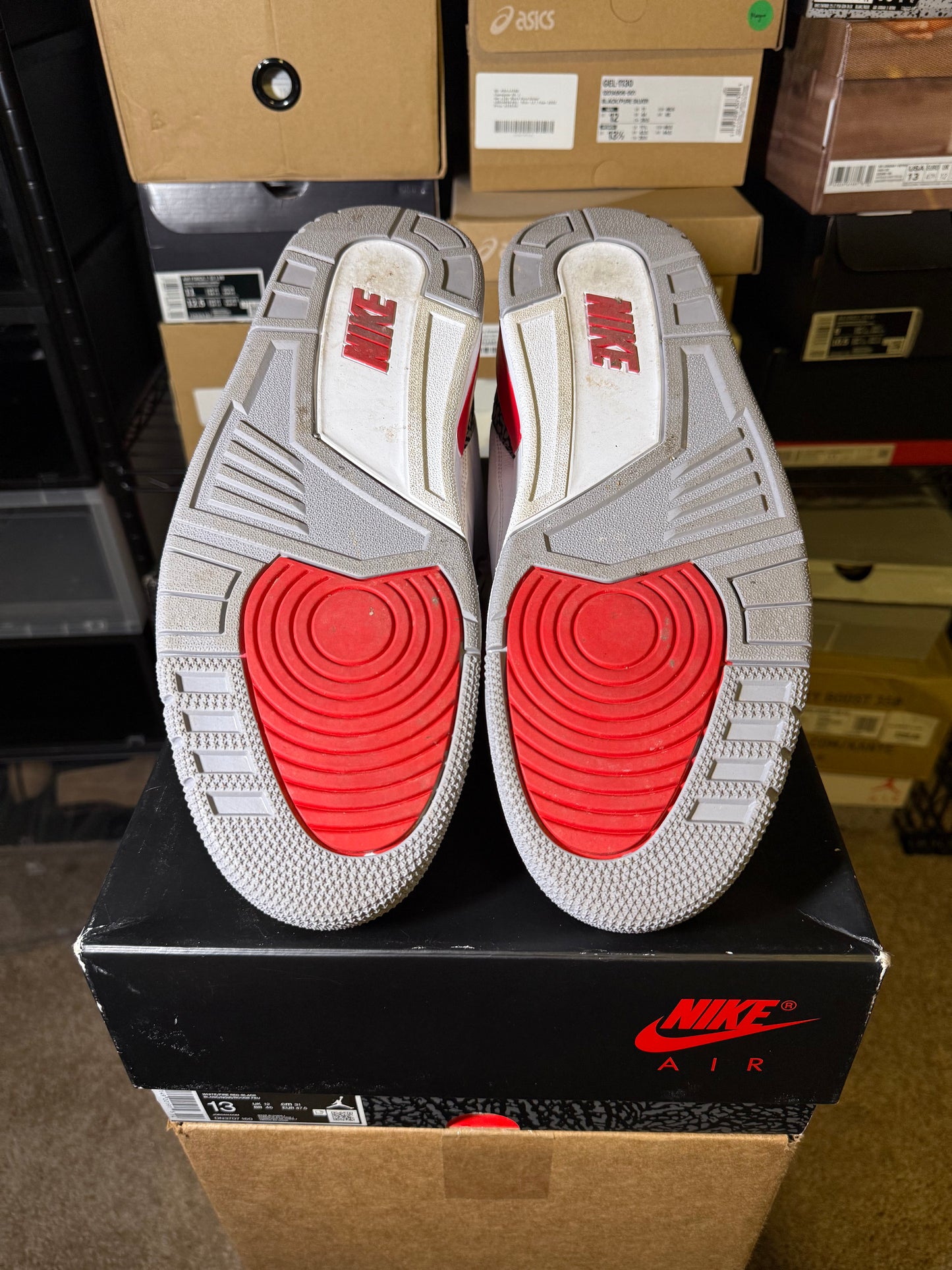 Size 13 - AJ 3 Retro Mid Fire Red