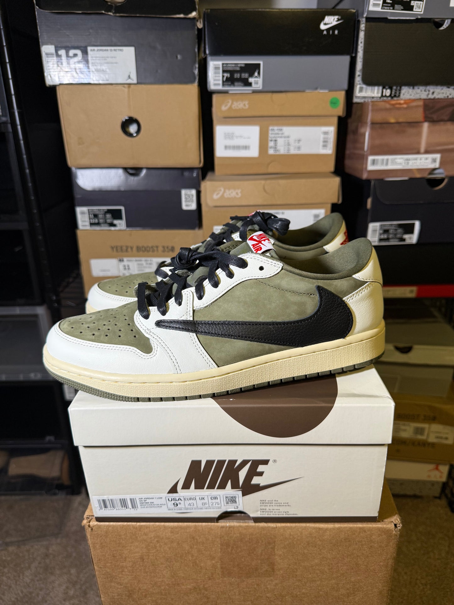 Size 9.5 - Travis Scott x AJ 1 Retro OG SP Low Reverse Olive / Medium