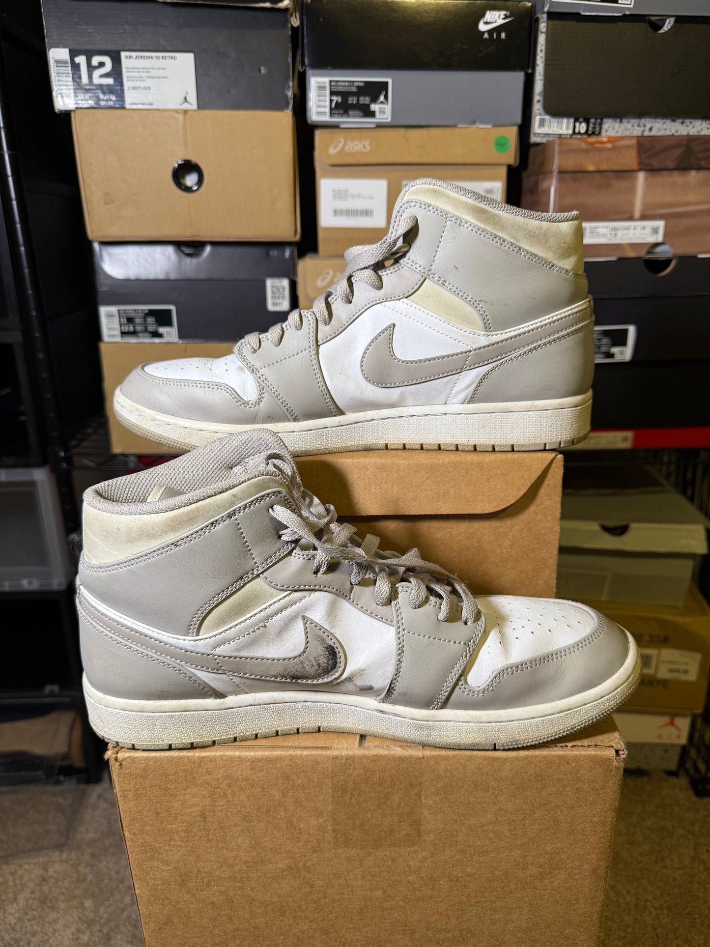 Size 12 - AJ 1 Mid College Grey