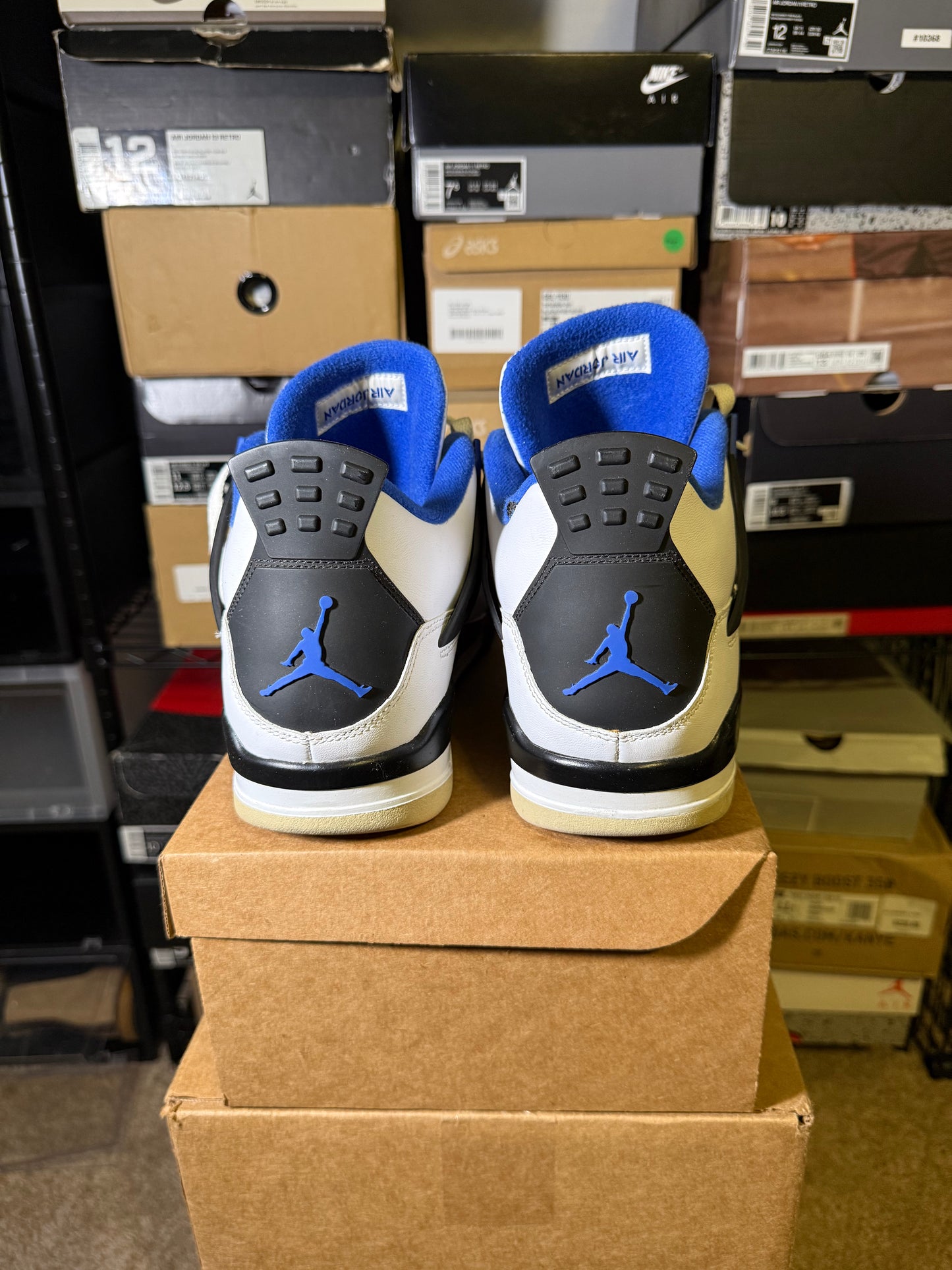 Size 13 - AJ 4 Retro Mid Motorsports