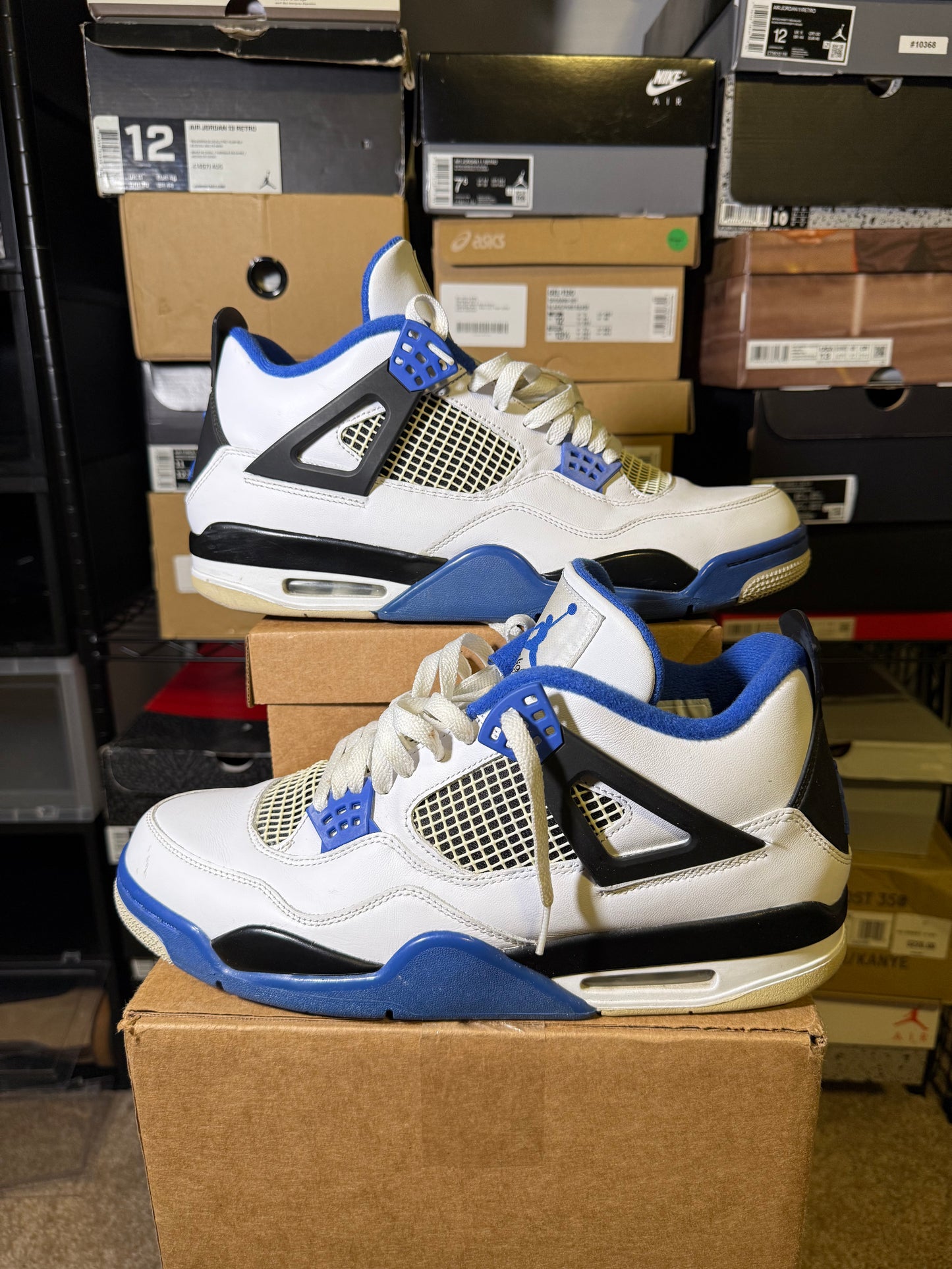 Size 13 - AJ 4 Retro Mid Motorsports