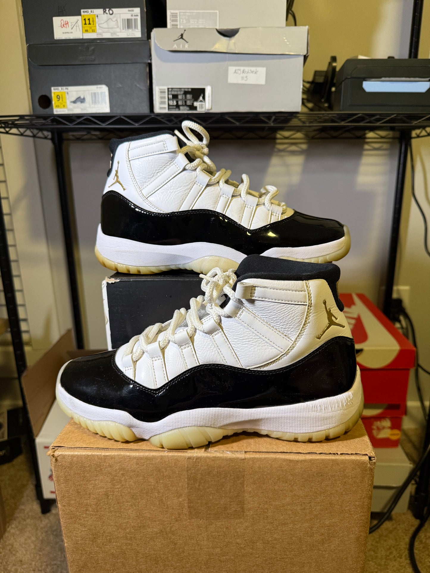 Size 8.5 - AJ 11 Retro Mid Gratitude / Defining Moments