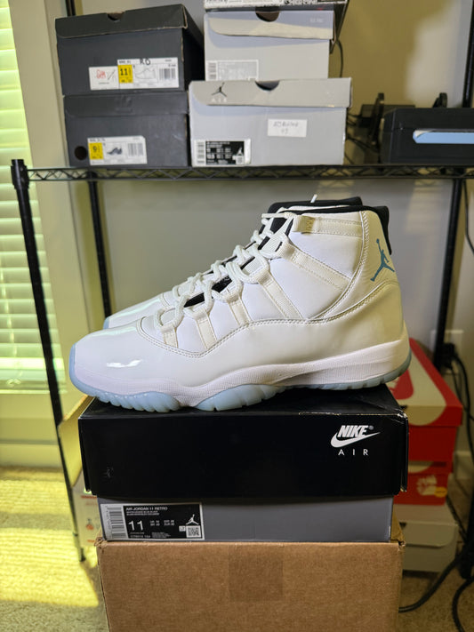 Size 11 - AJ 11  Legend Blue