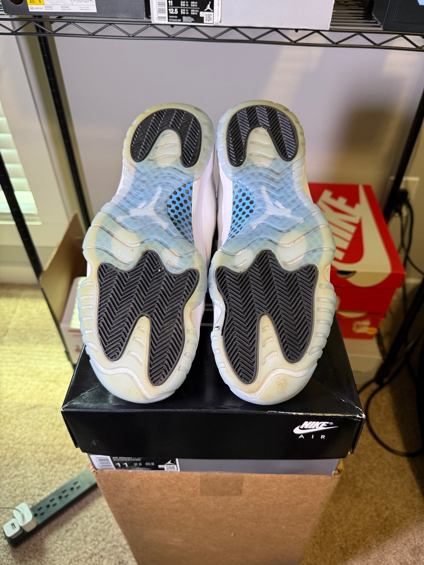 Size 11 - AJ 11  Legend Blue