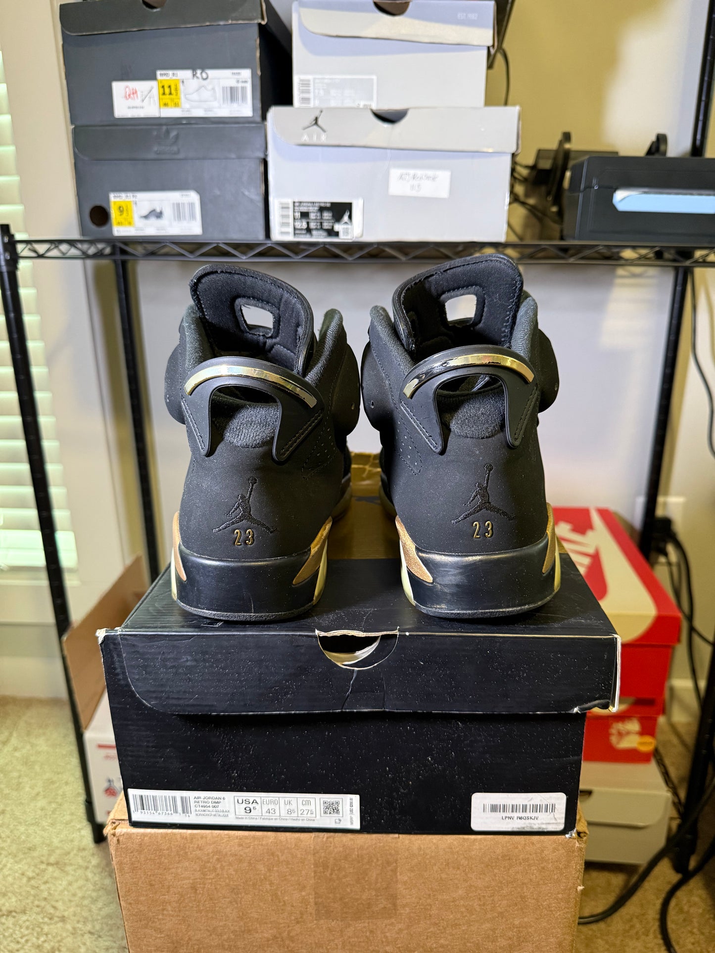 Size 9 - AJ 6 DMP