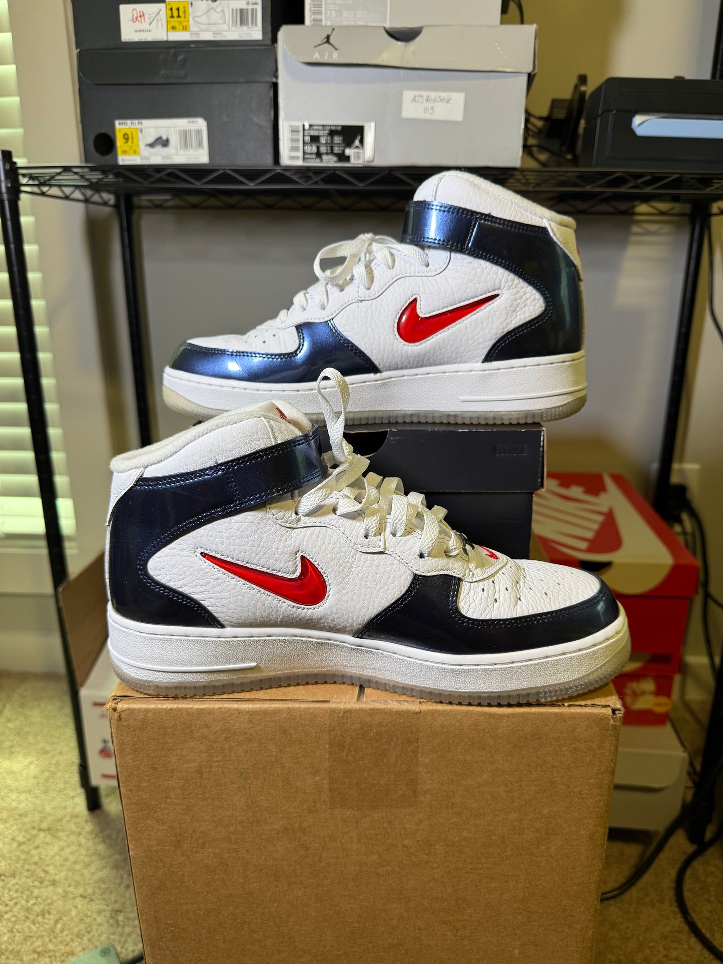 Size 10.5 - AF 1 Mid Independence Day