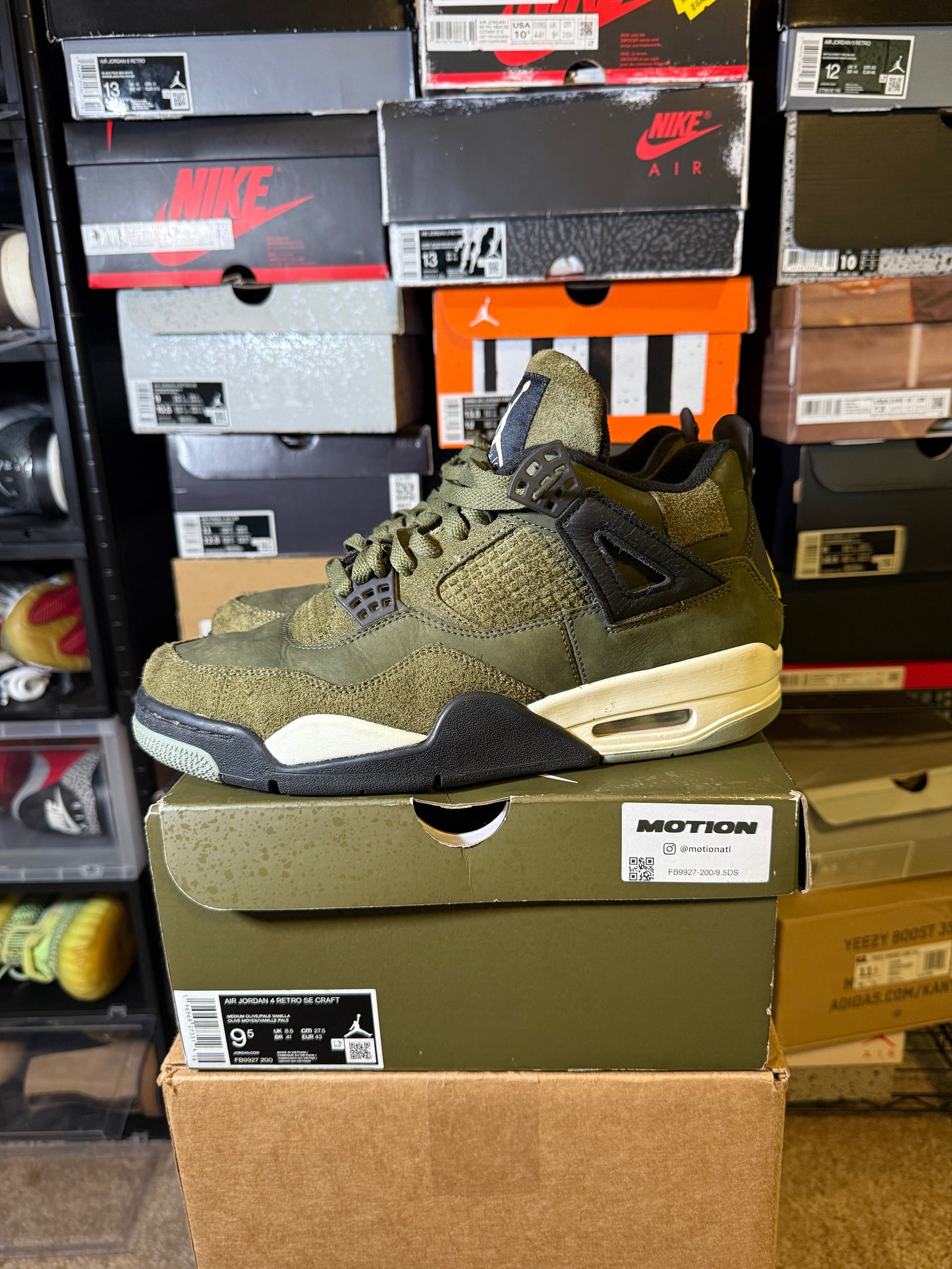 Size 9.5 - AJ 4 SE Retro Low Craft - Olive