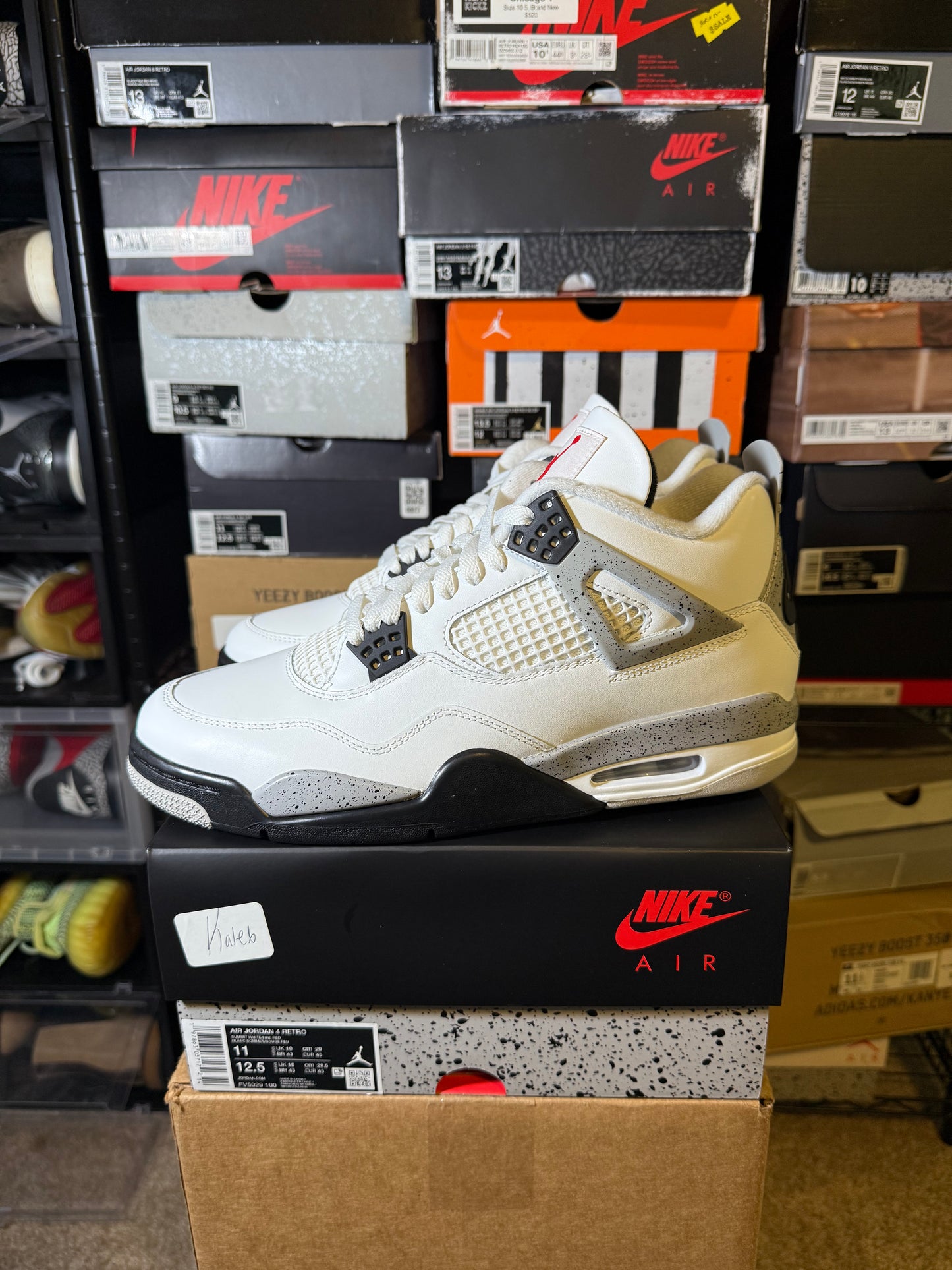 Size 11 - AJ 4 Retro OG 2025 White Cement