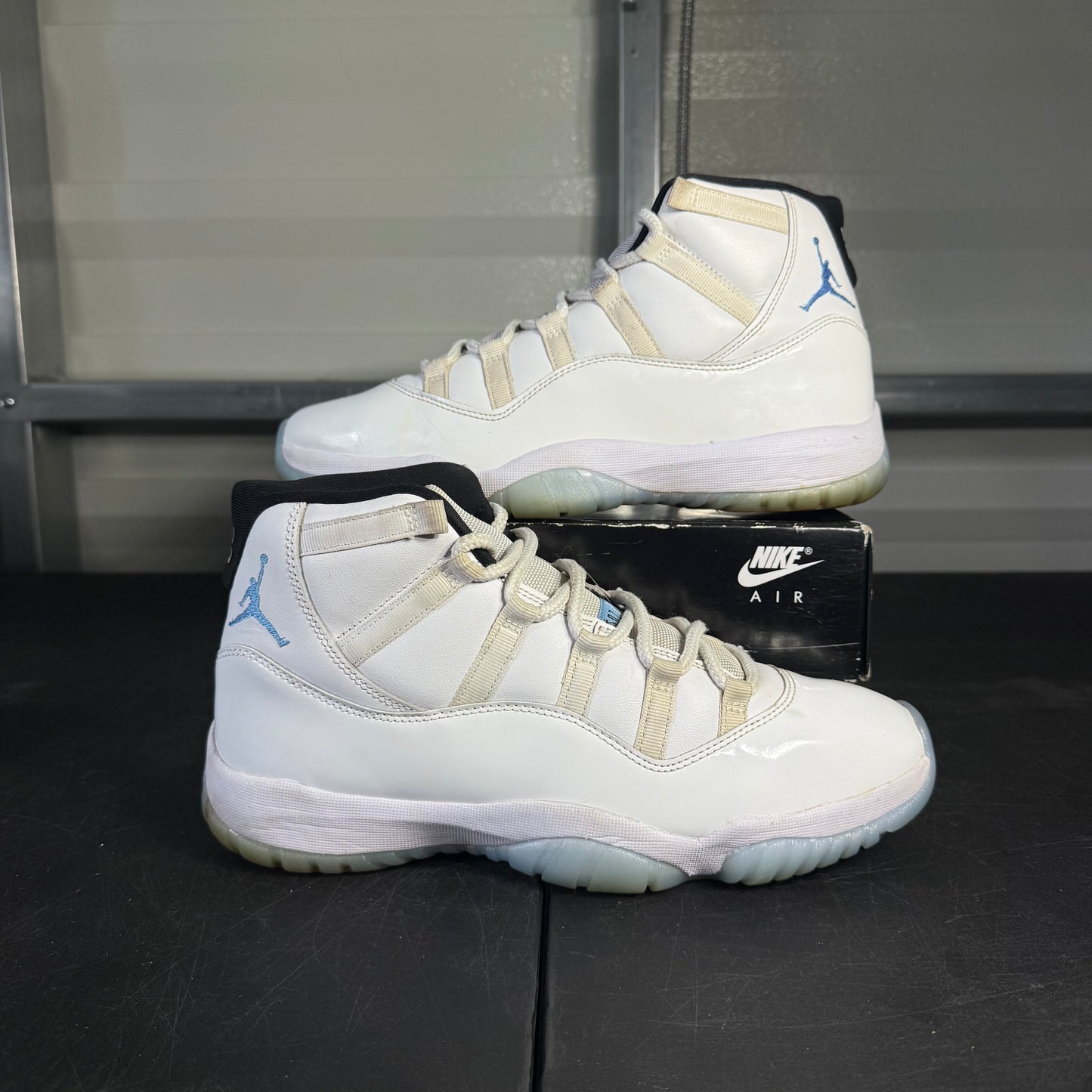 Size 10 - AJ 11 Legend Blue