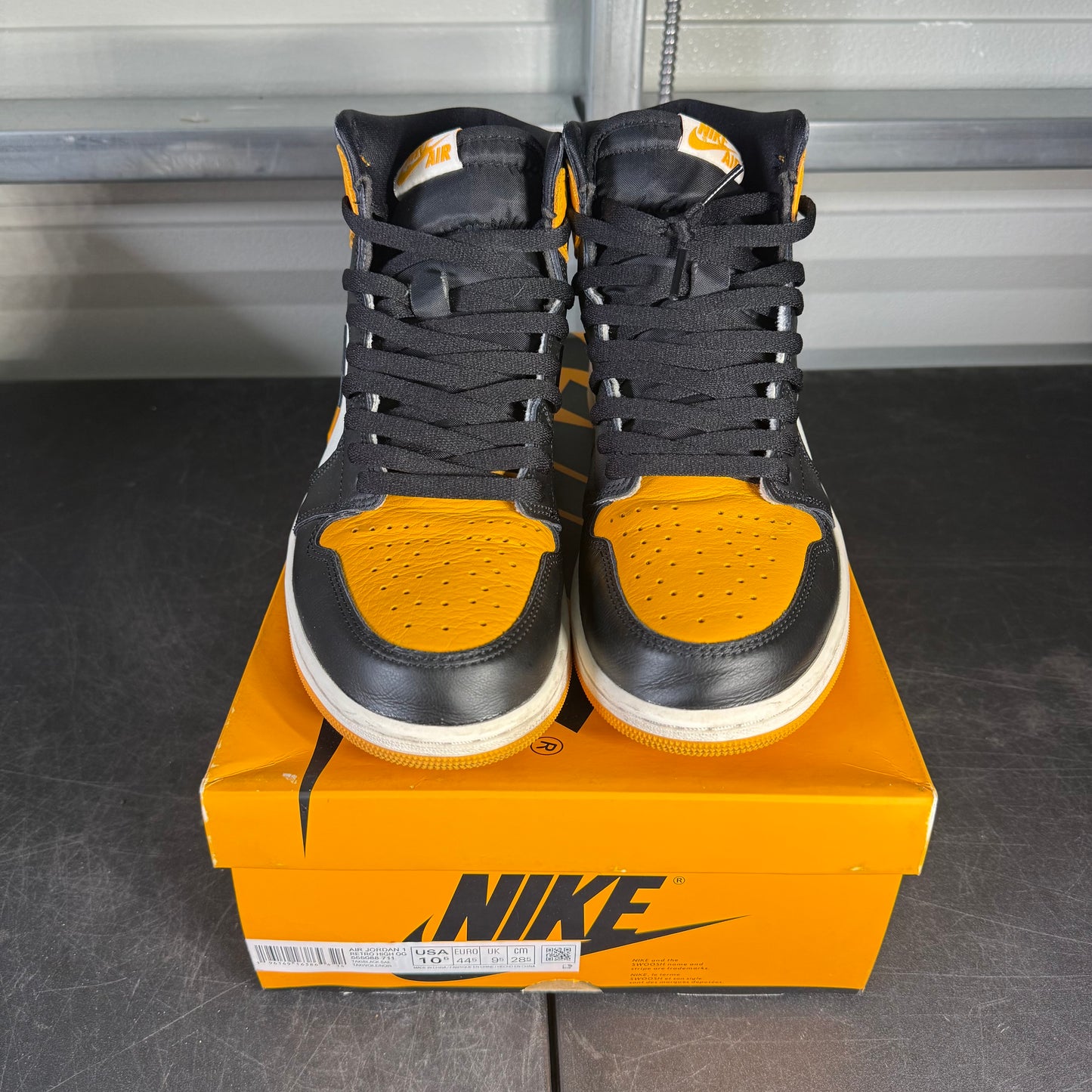 Size 10.5 - AJ 1 Taxi