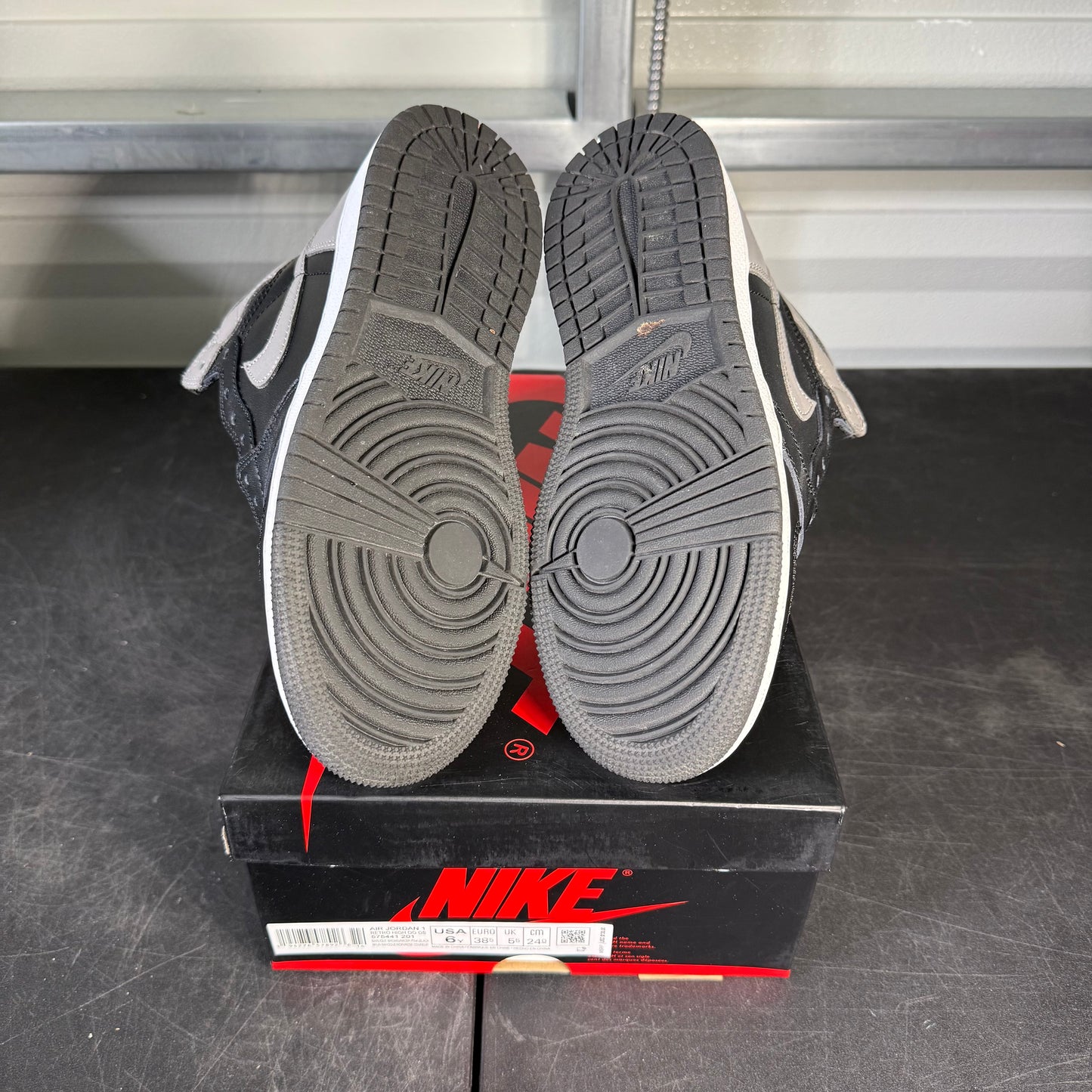 Size 6Y - AJ 1 Shadow