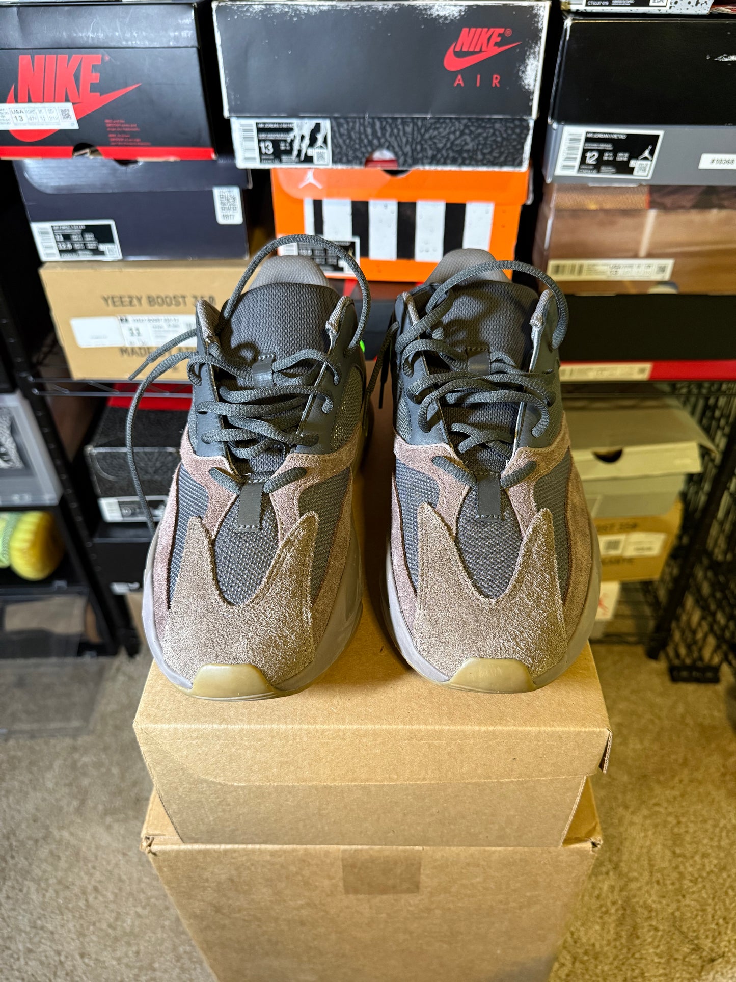 Size 10.5 - YZY Boost 700 V1 Mauve