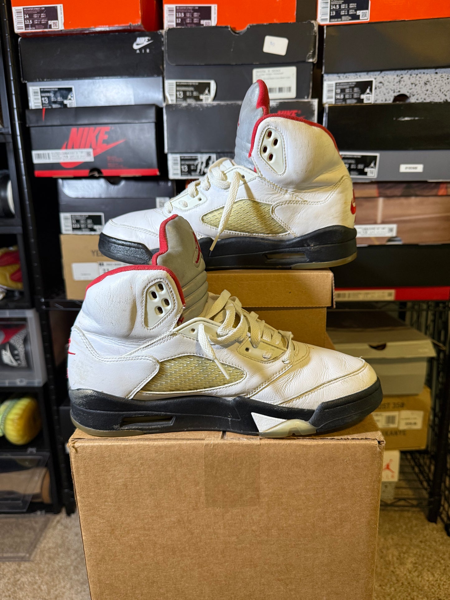 Size 9 - AJ 5 Retro Mid Fire Red
