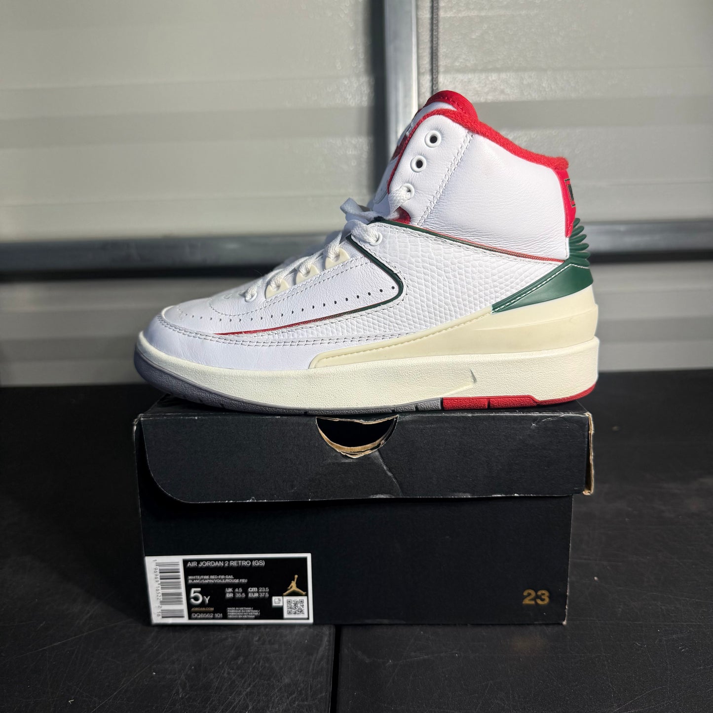 Size 5Y - AJ 2 Origins