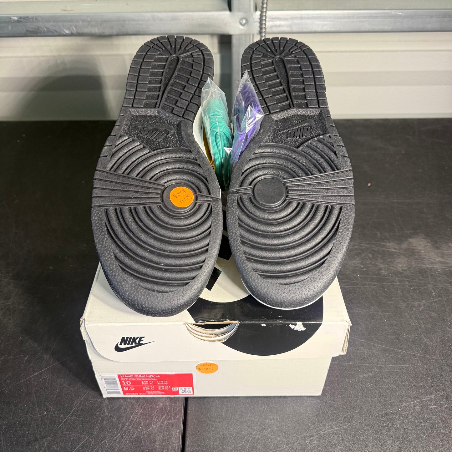 Size 10W - Dunk Lisa Leslie