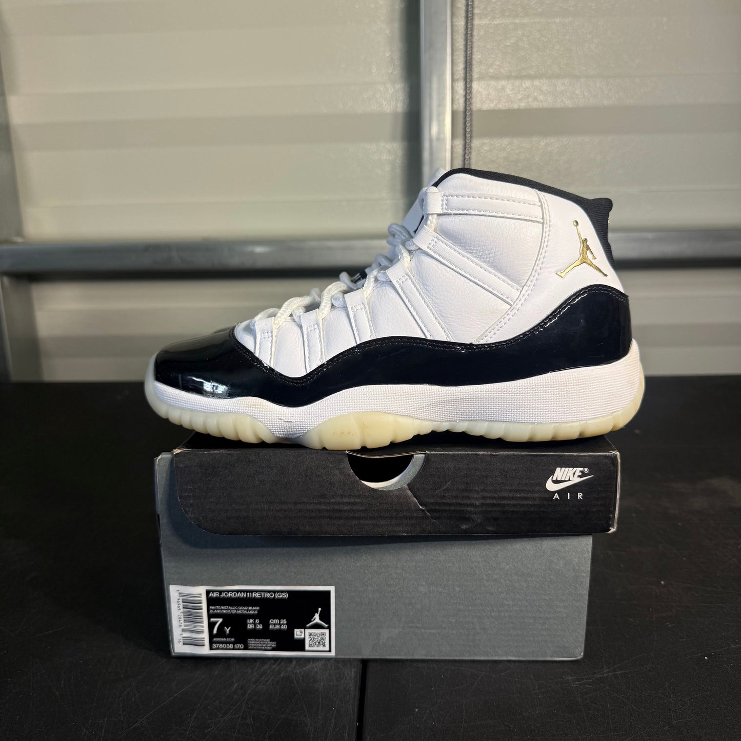 Size 7Y - AJ 11 DMP