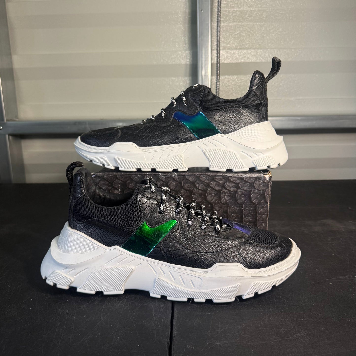Size 11 - John Geiger