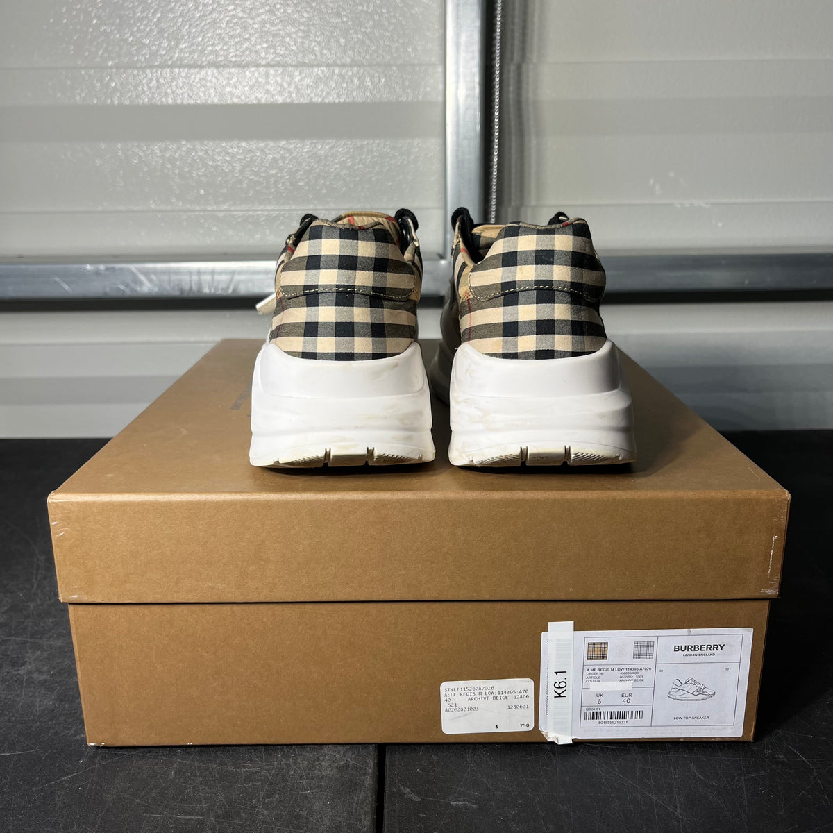 Size 40EU - Burberry Shoes