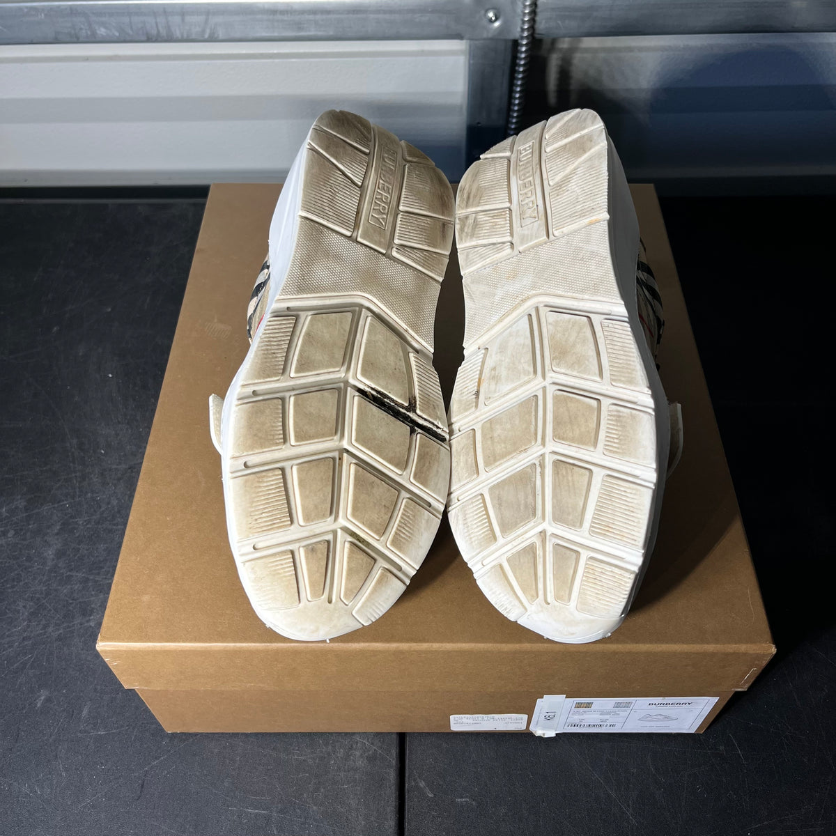 Size 40EU - Burberry Shoes