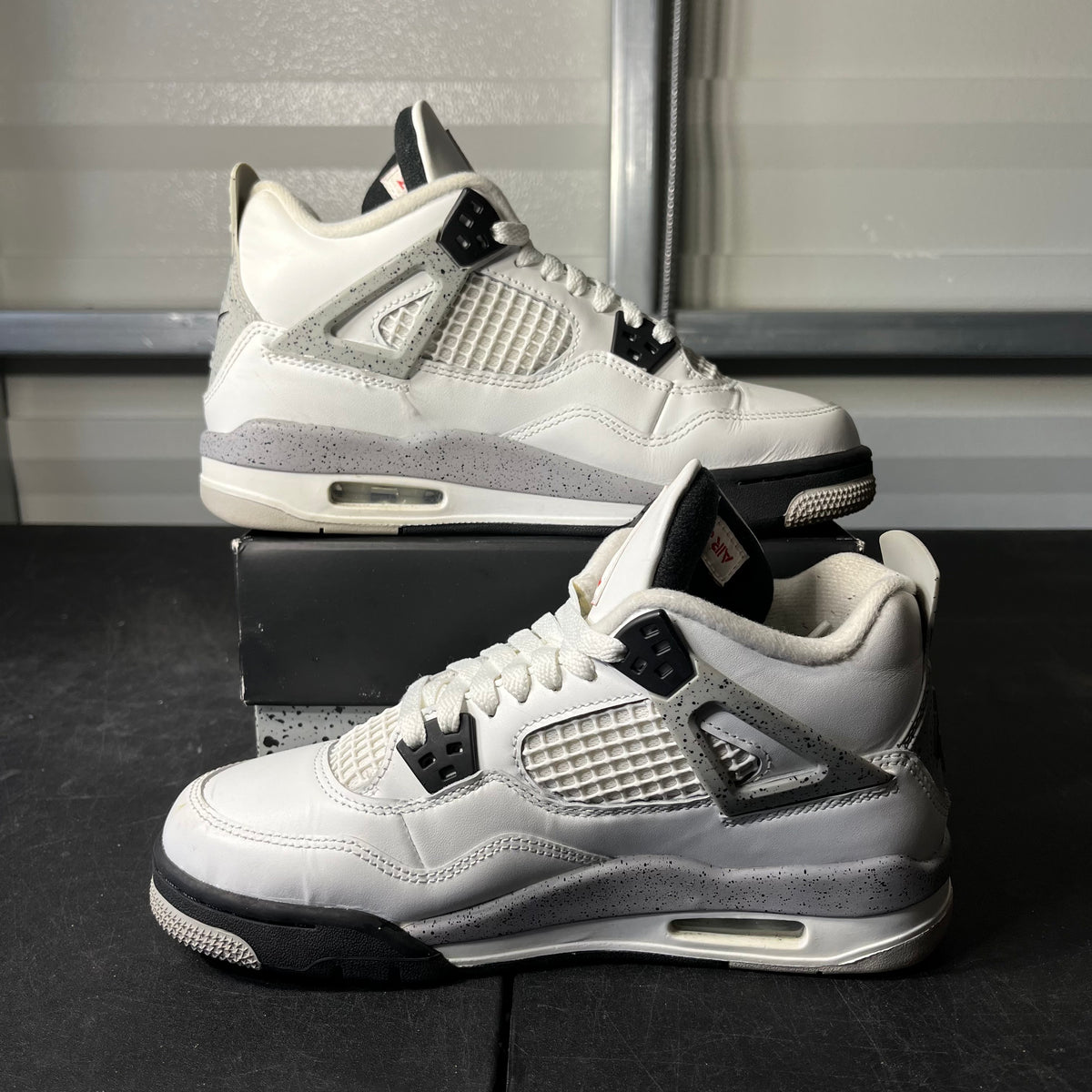Size 6Y - AJ 4 White Cement