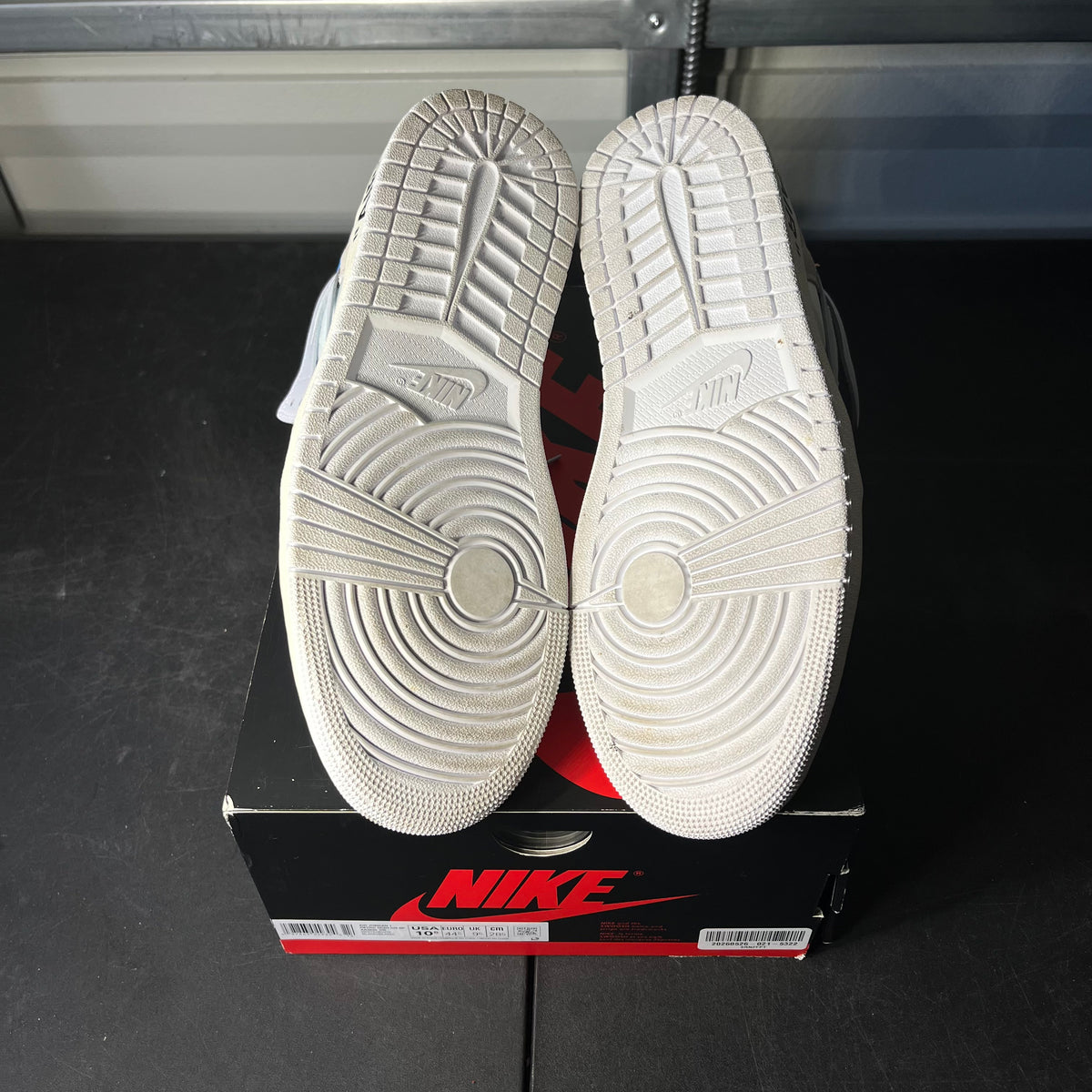 Size 10.5 - AJ 1 Off White Alaska