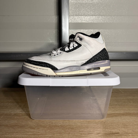 Size 6.5Y - AJ 3 Retro Cement Grey