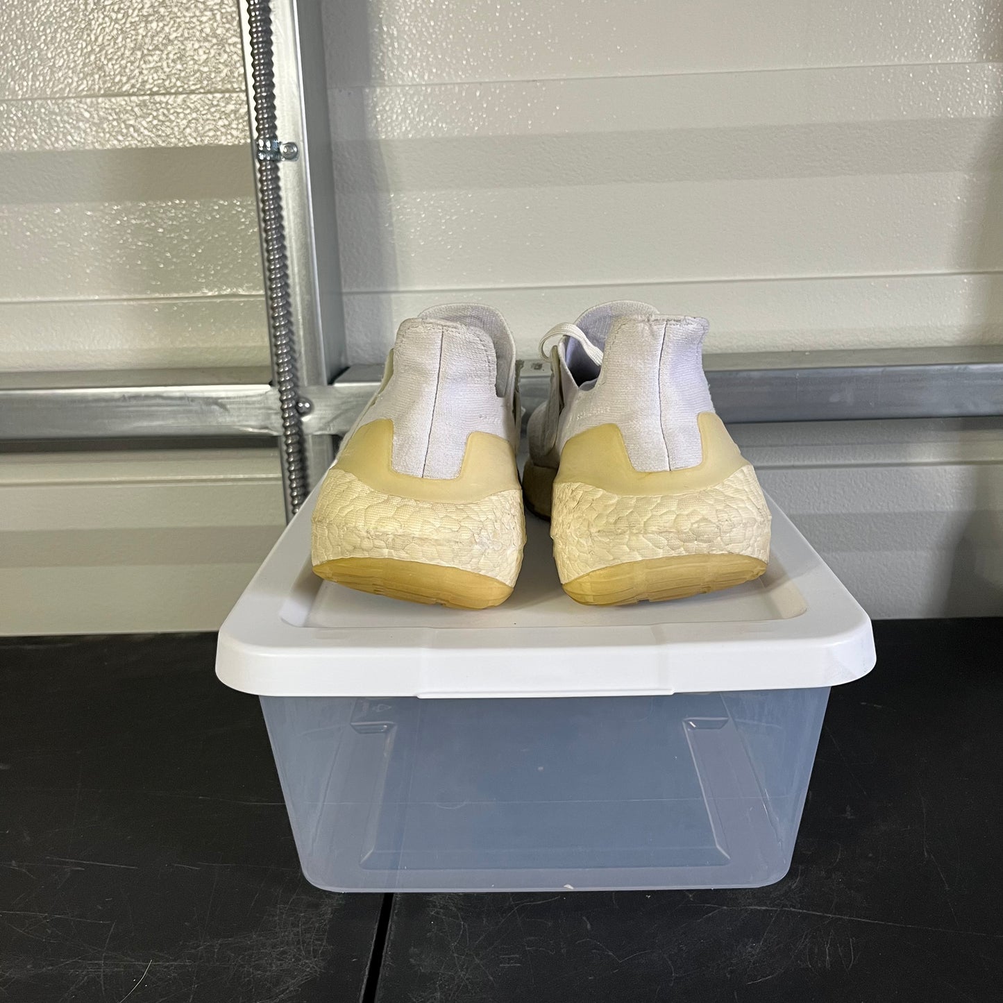 Size 10 - UltraBoost 21 Primeblue Non Dyed