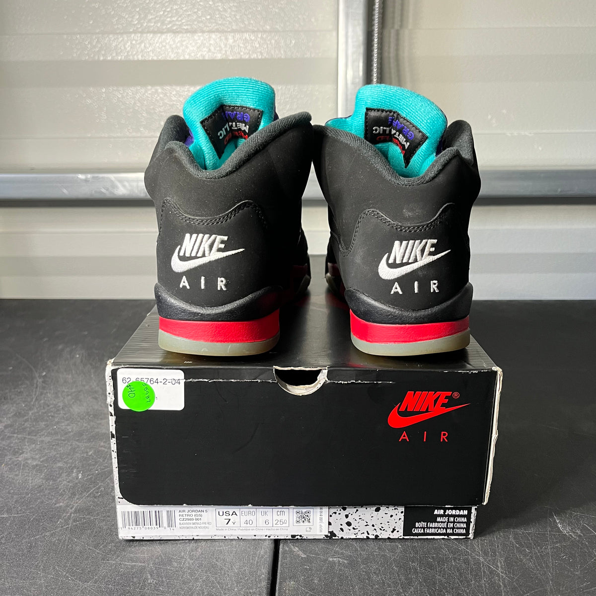 Size 7Y-  AJ 5 Top 3