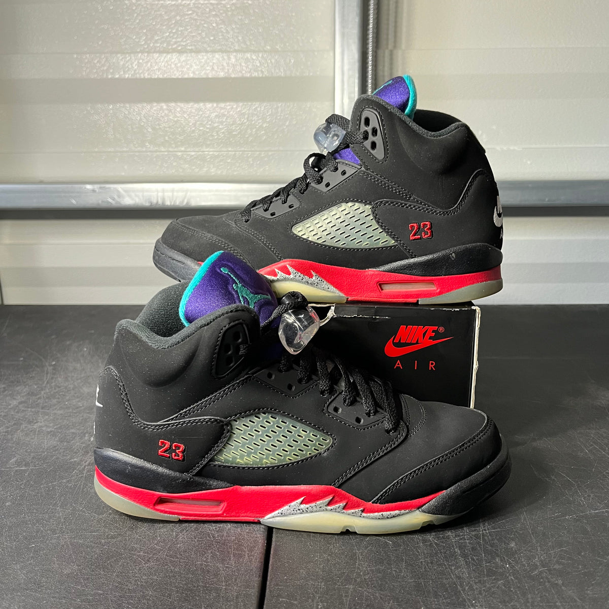 Size 7Y-  AJ 5 Top 3