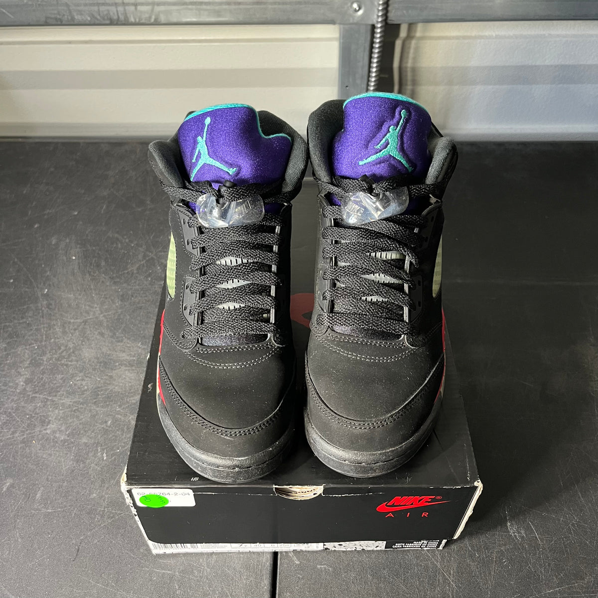 Size 7Y-  AJ 5 Top 3