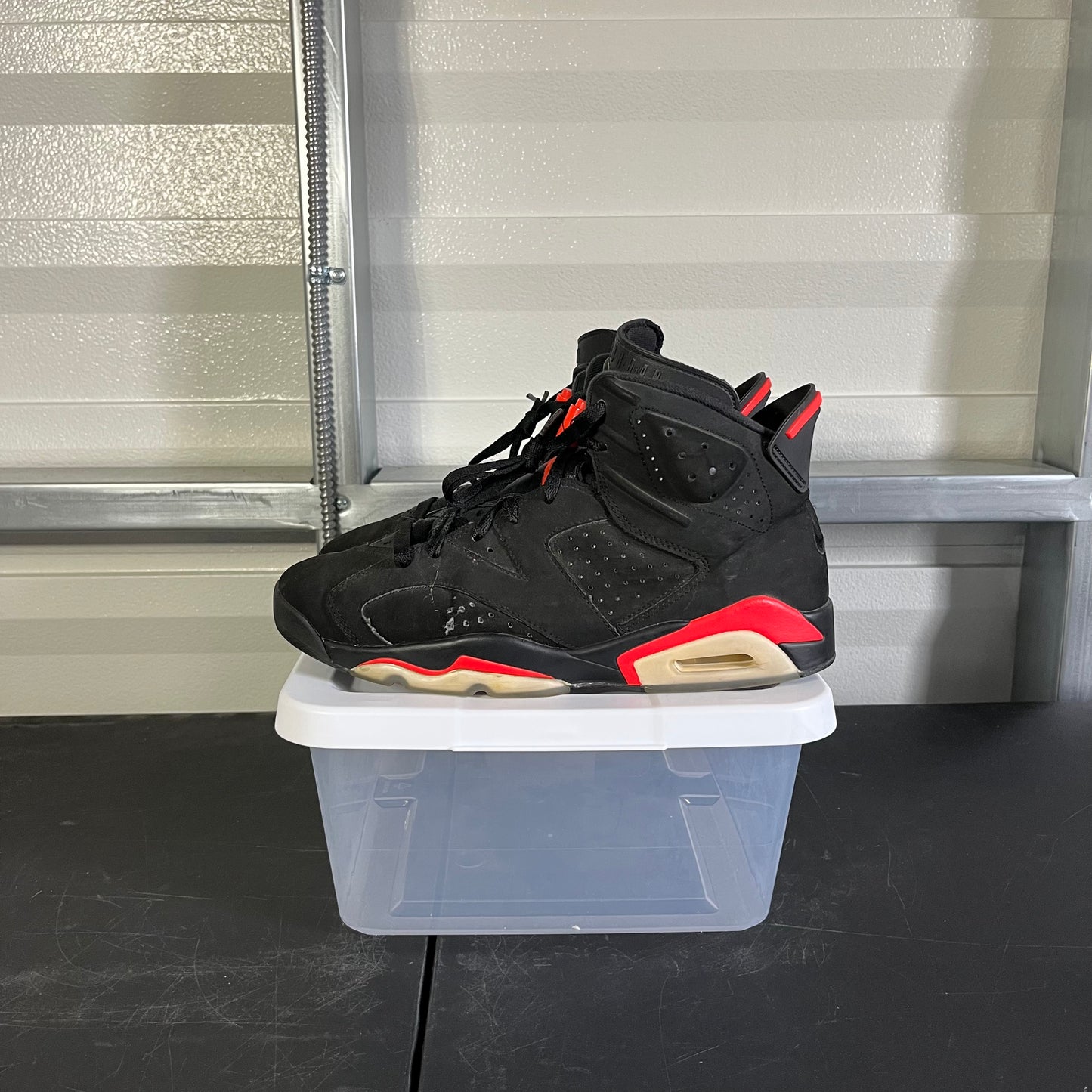 Size 9.5 - AJ 6 Retro Infrared