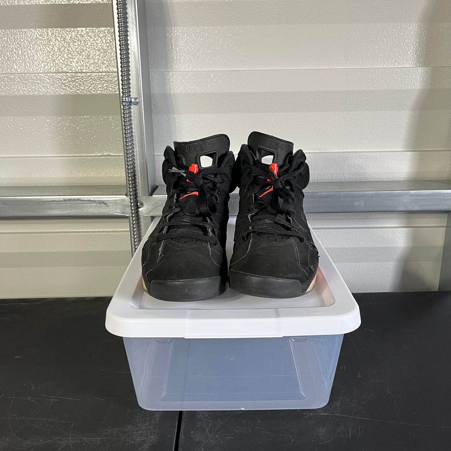 Size 9.5 - AJ 6 Retro Infrared