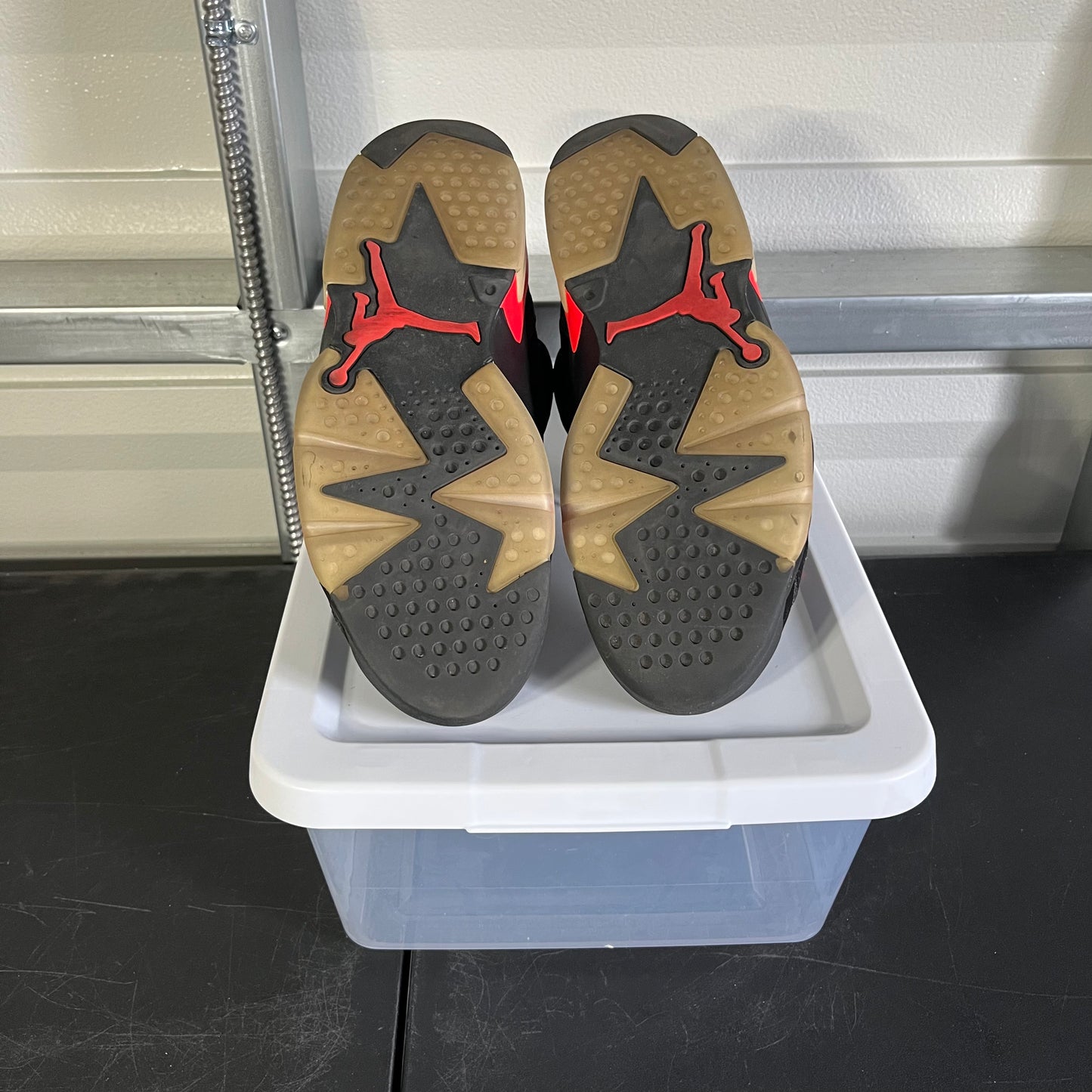 Size 9.5 - AJ 6 Retro Infrared